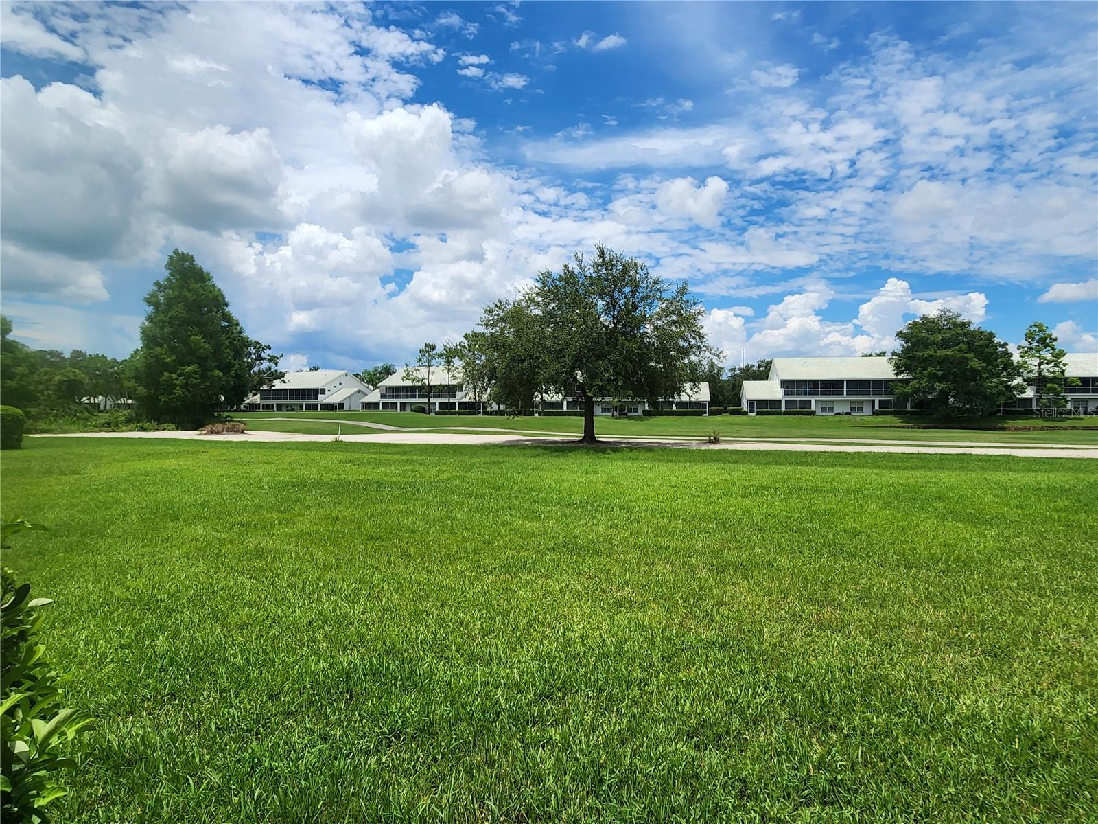 Image 33 of 49 For 6505 Stone River Road 101