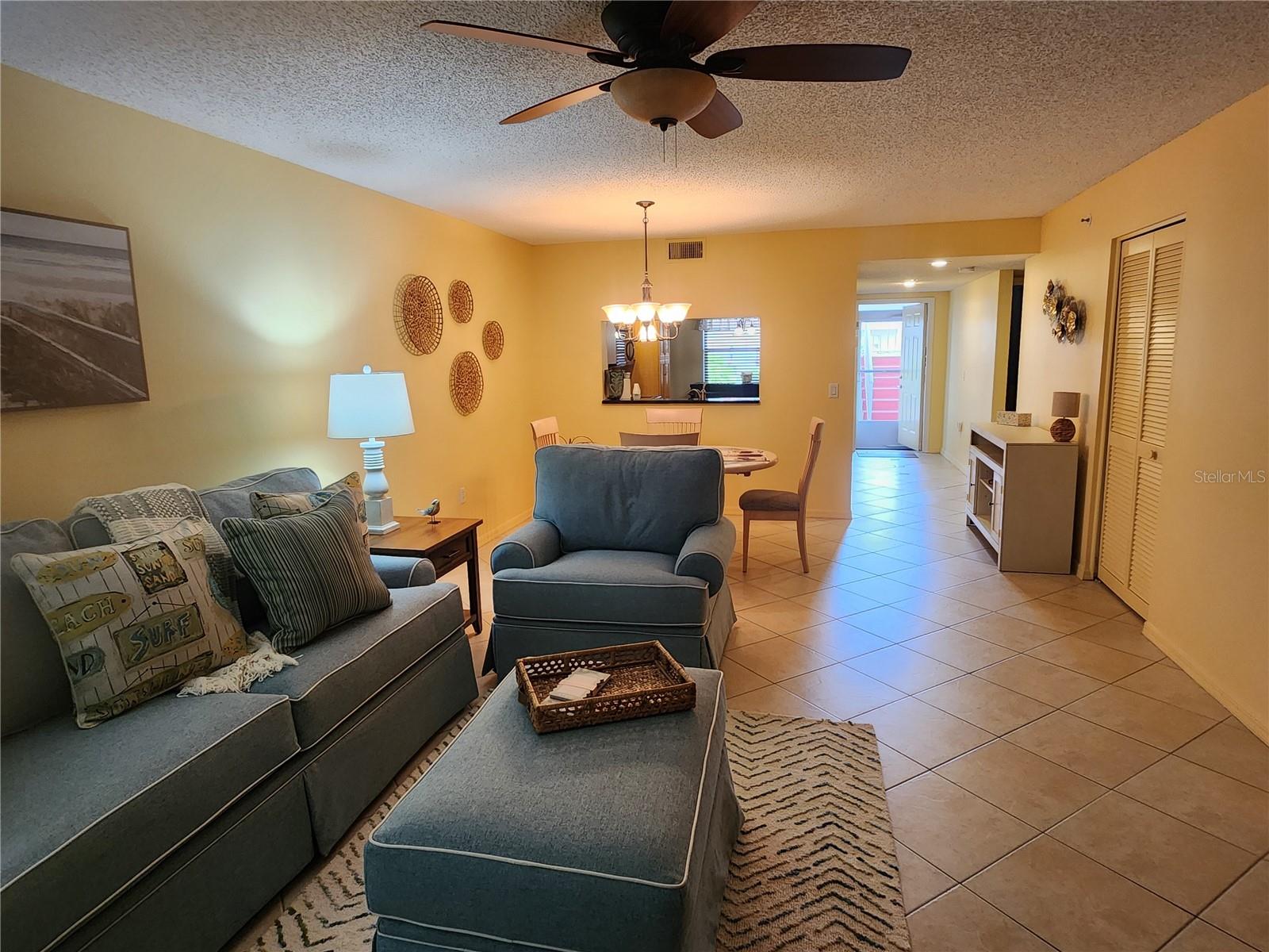 Image 9 of 49 For 6505 Stone River Road 101