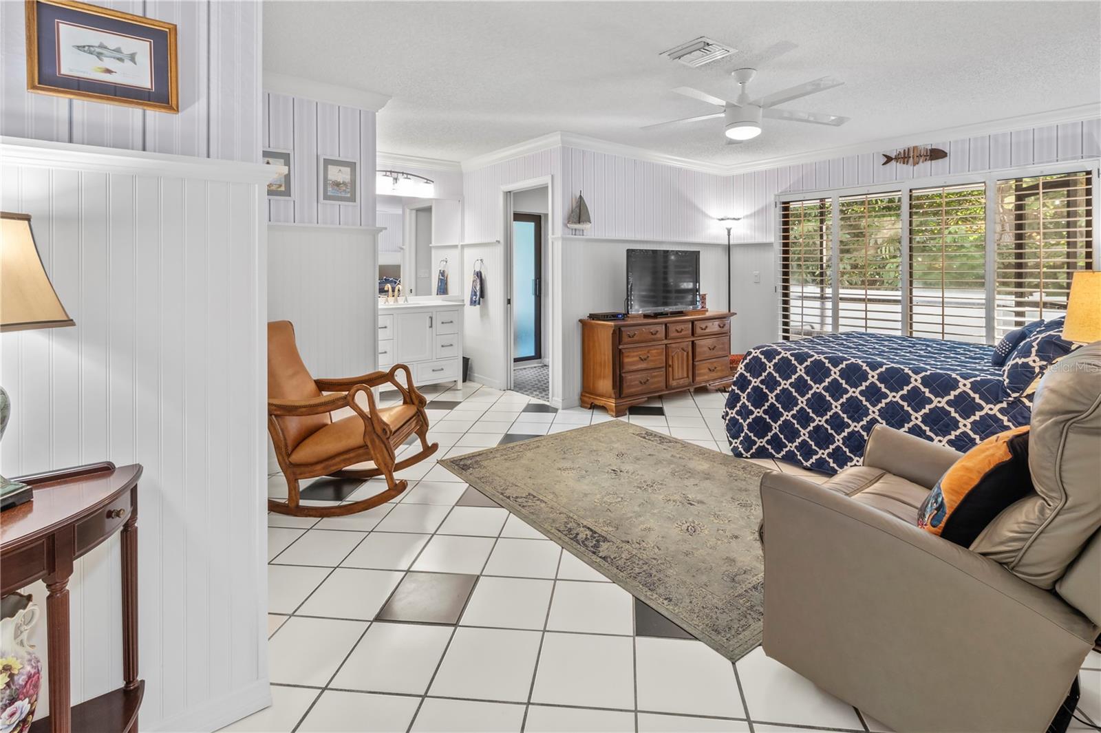 Image 15 of 39 For 6818 Arbor Oaks Circle