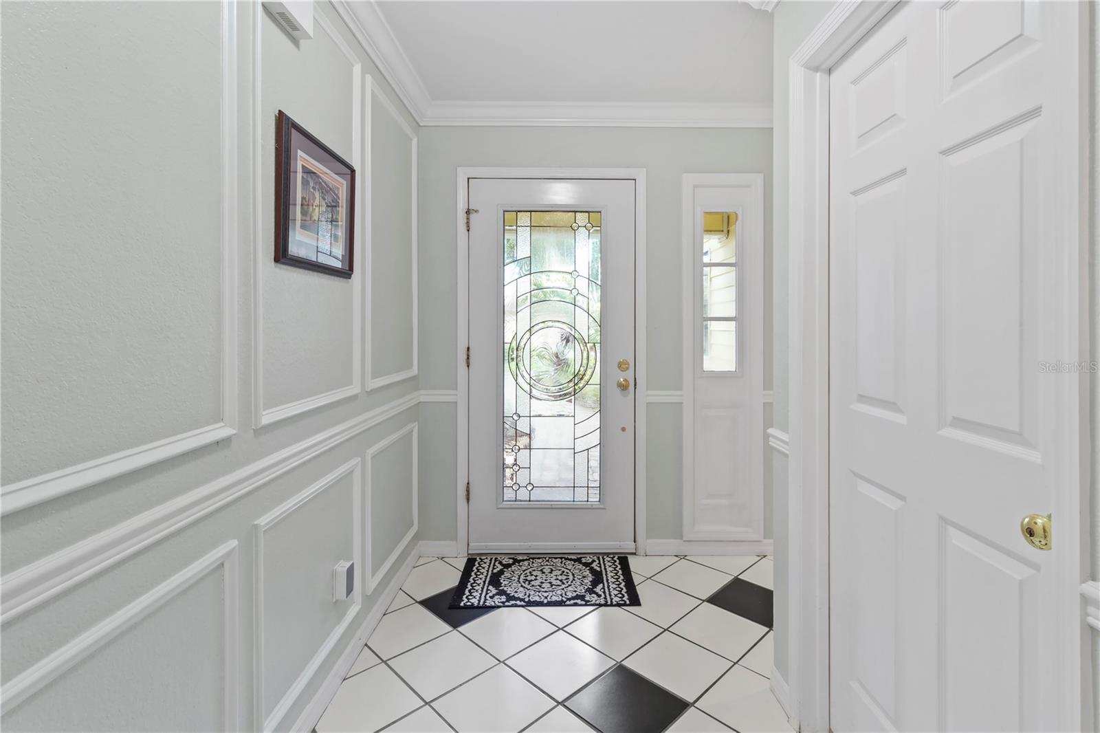 Image 2 of 39 For 6818 Arbor Oaks Circle