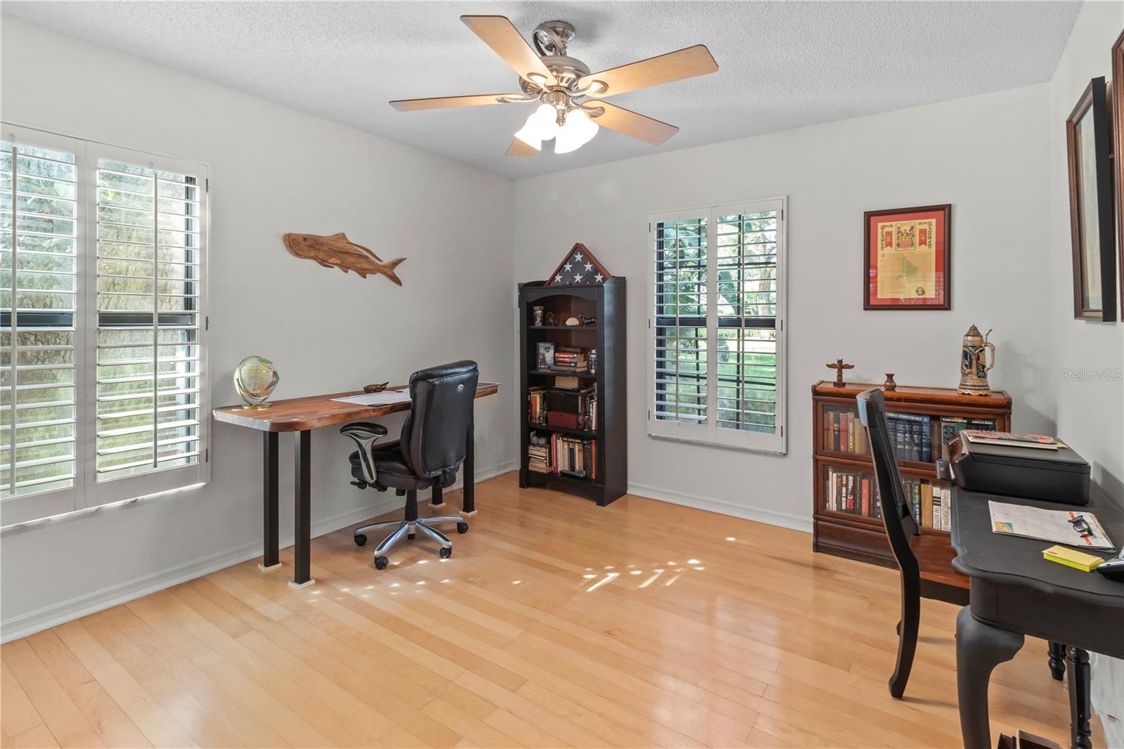Image 22 of 39 For 6818 Arbor Oaks Circle