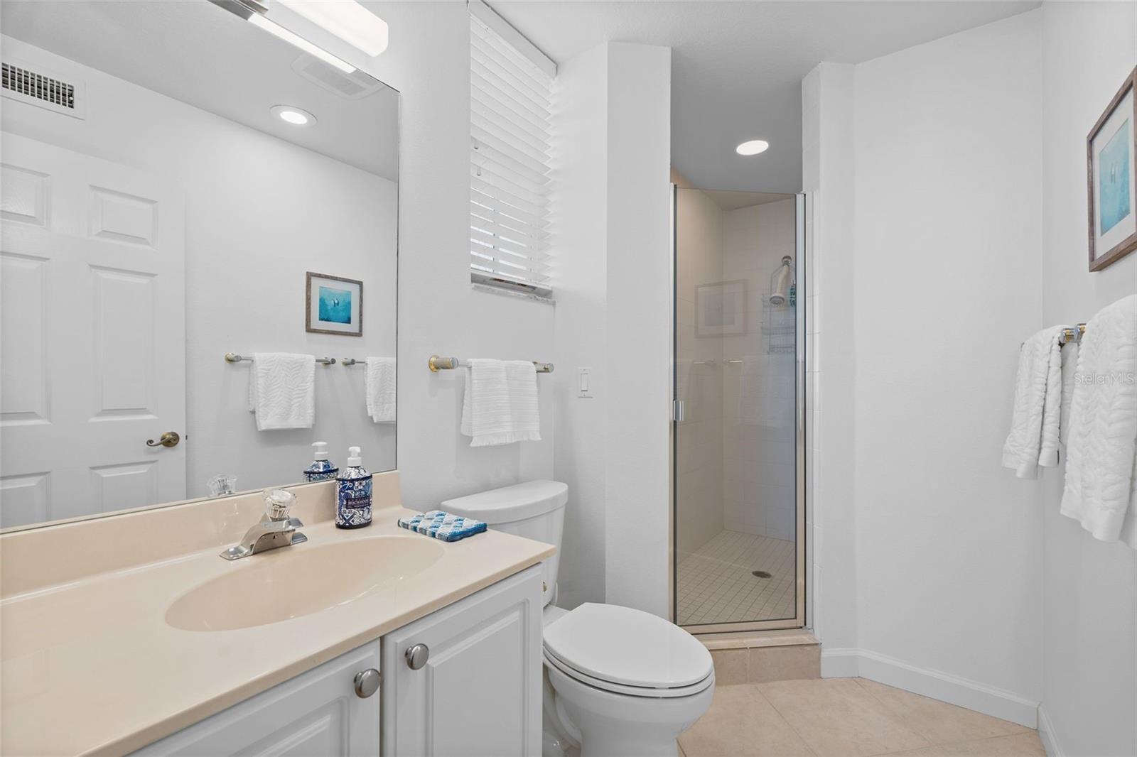 Image 22 of 46 For 1240 Dolphin Bay Way 401