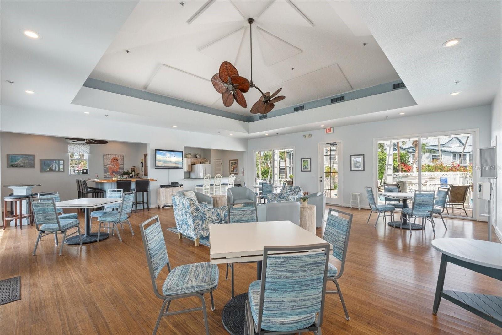 Image 36 of 46 For 1240 Dolphin Bay Way 401