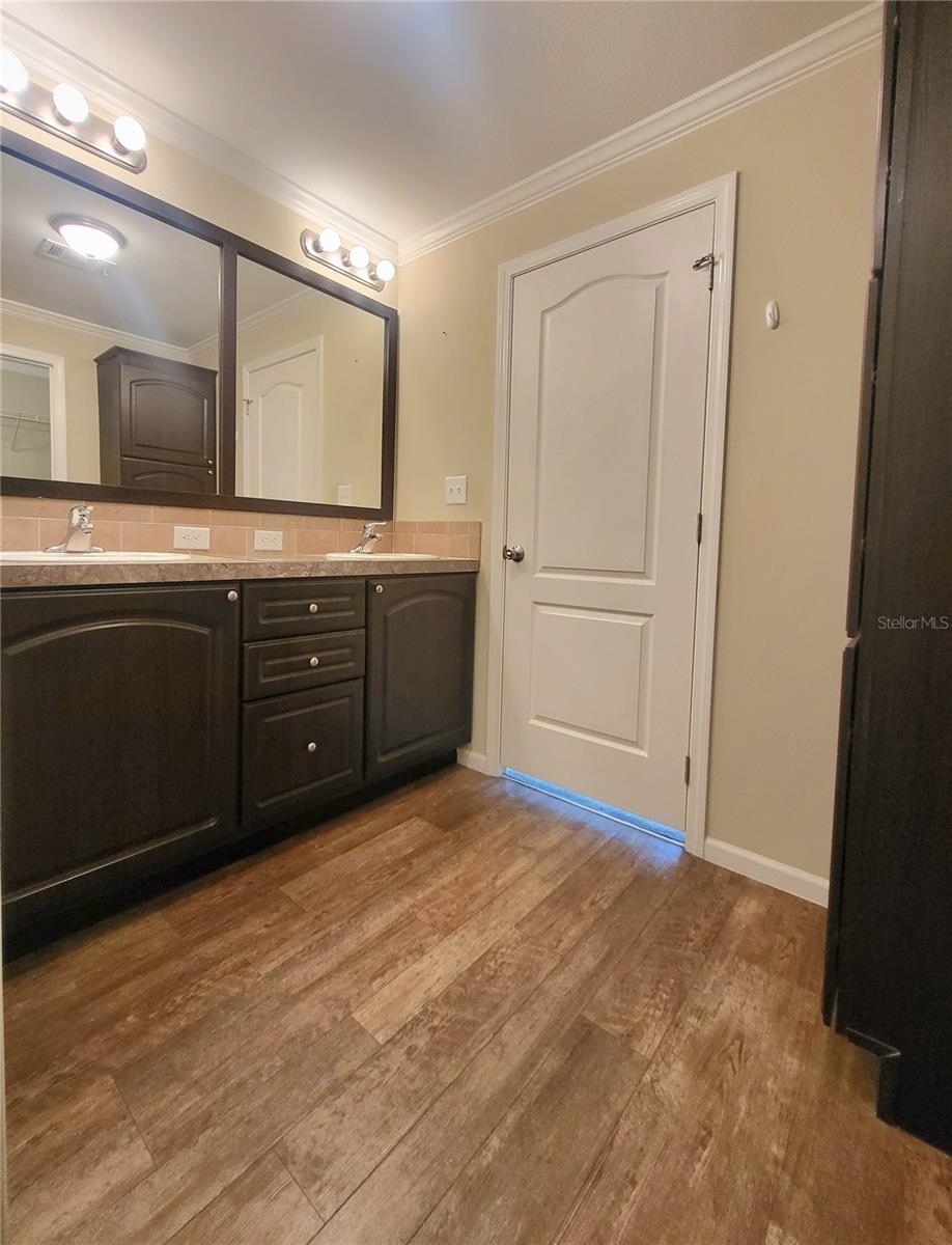 Image 12 of 18 For 1106 49th Avenue Drive W