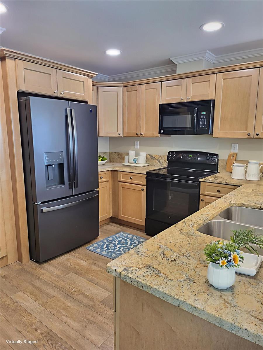 Image 3 of 18 For 1106 49th Avenue Drive W