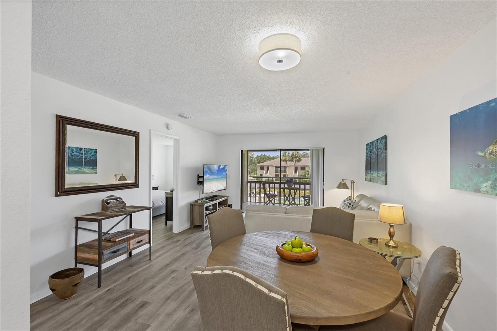 Image 13 of 93 For 4658 Longwater Chase  104