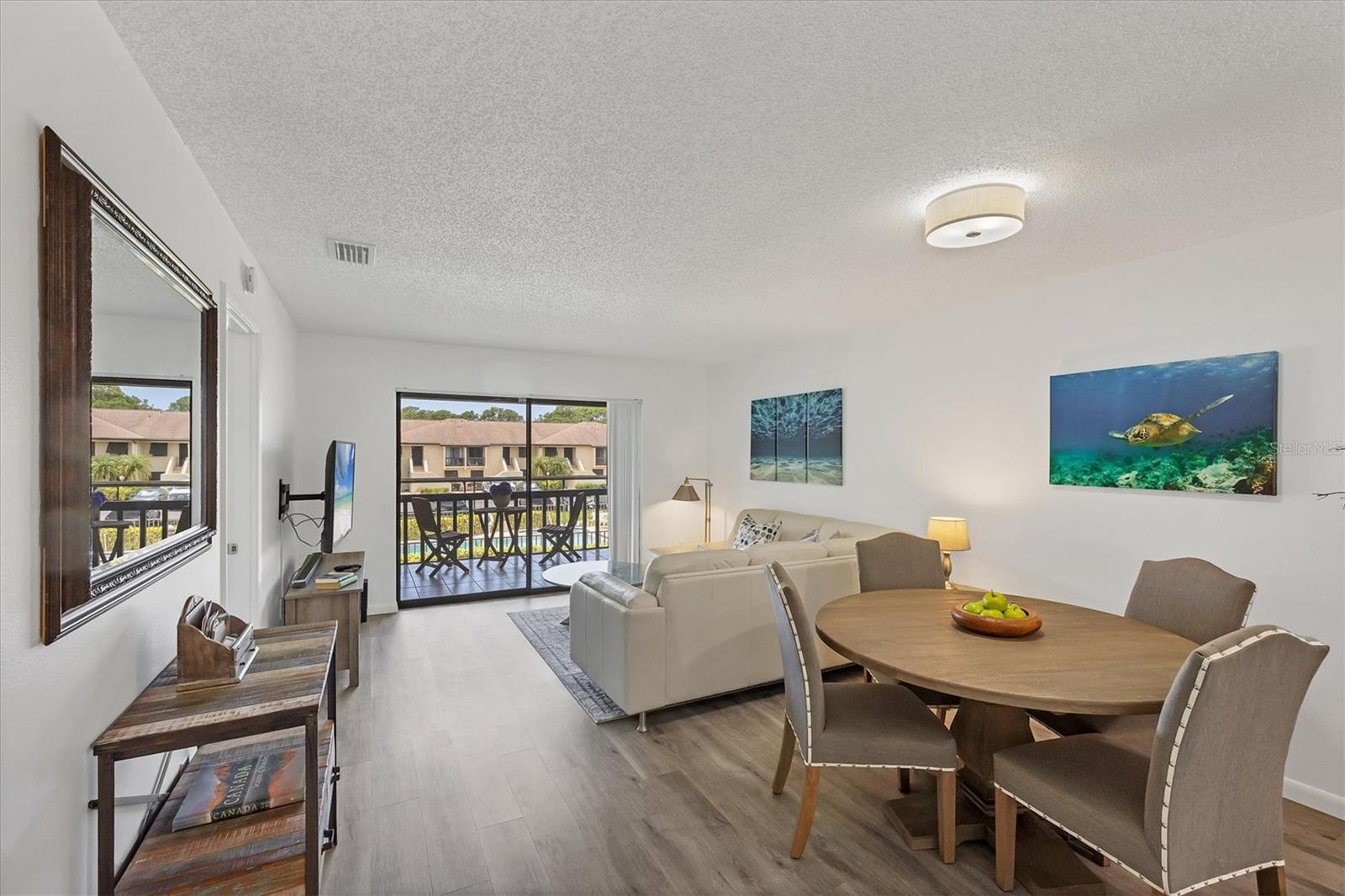 Image 14 of 93 For 4658 Longwater Chase  104