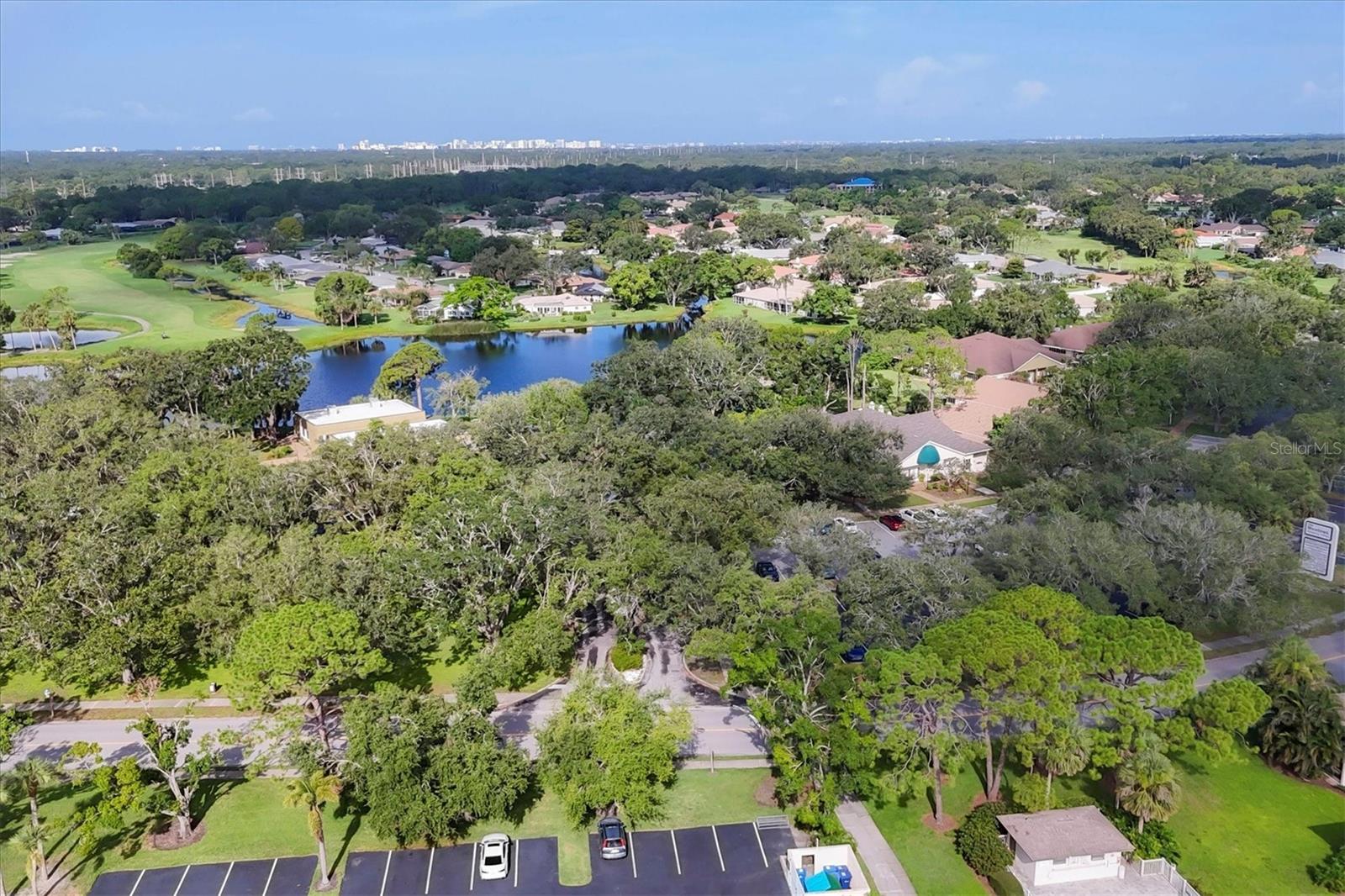 Image 72 of 93 For 4658 Longwater Chase  104