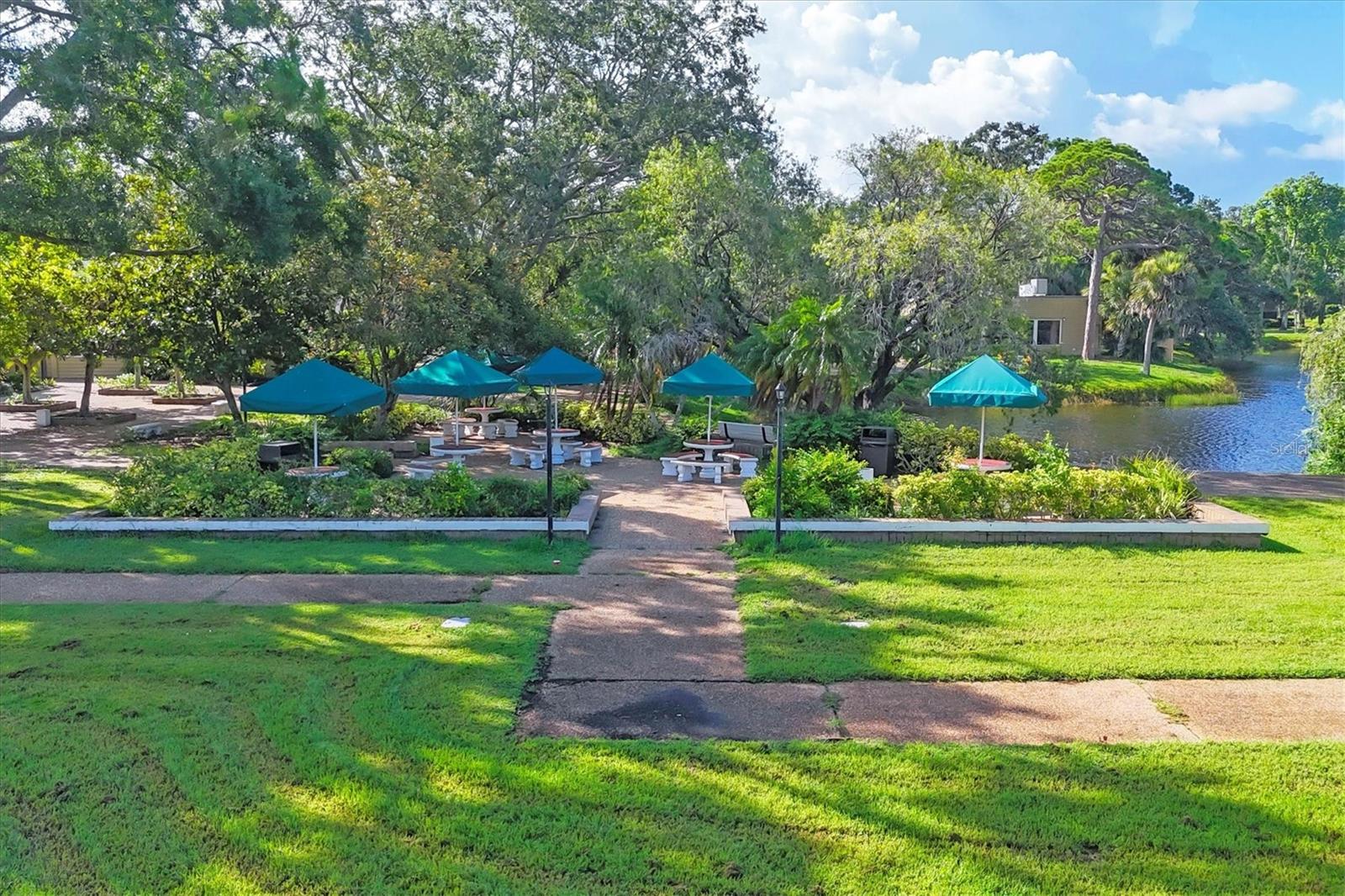 Image 81 of 93 For 4658 Longwater Chase  104
