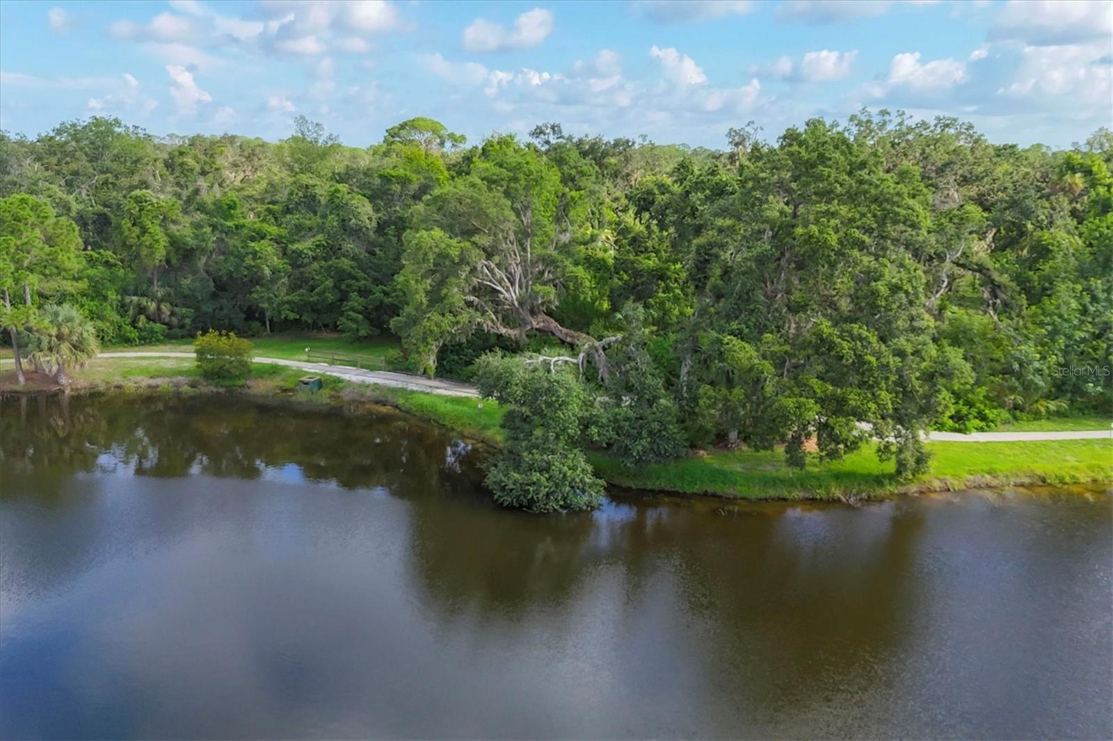Image 89 of 93 For 4658 Longwater Chase  104
