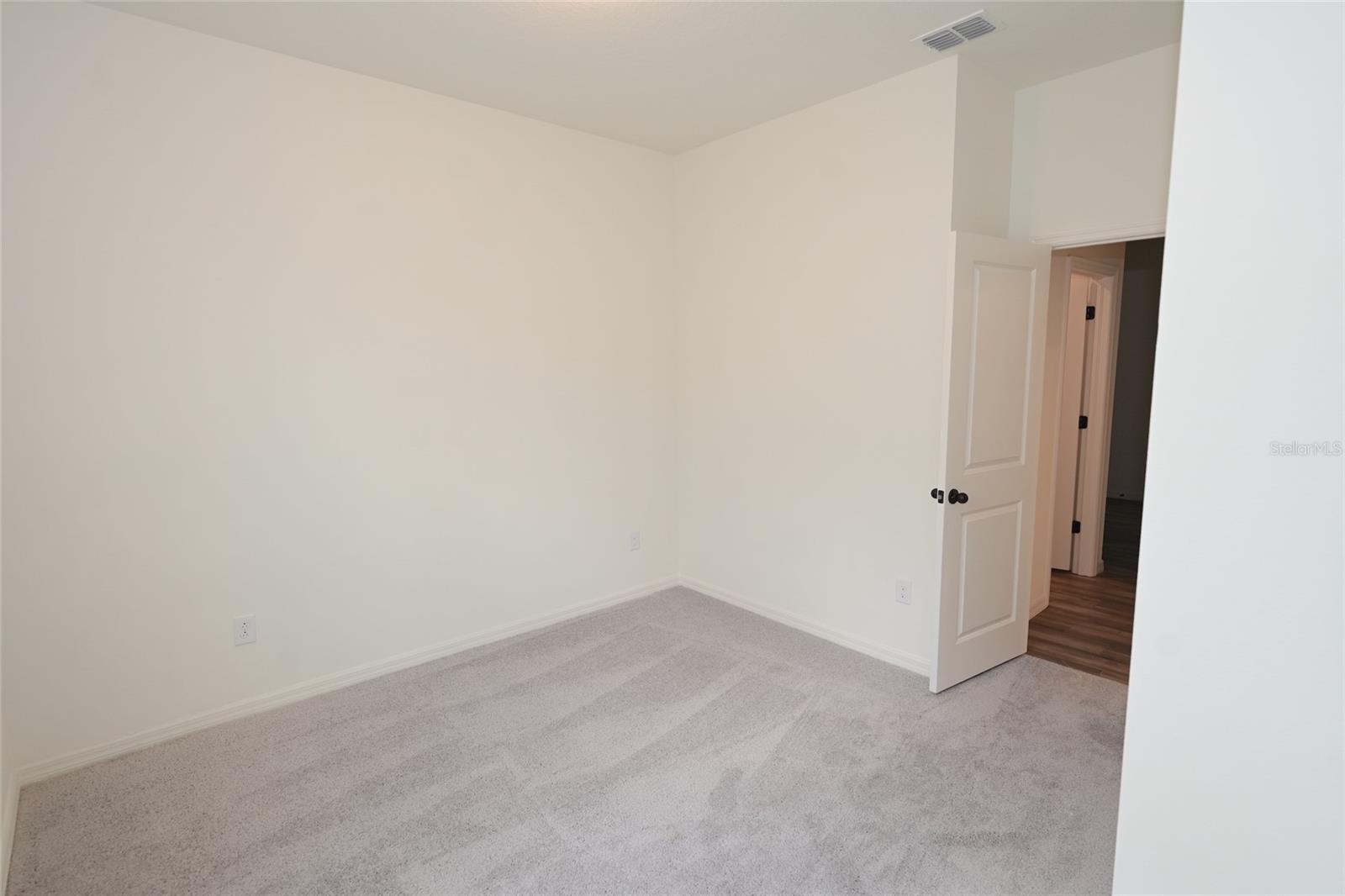 Image 11 of 31 For 9537 Sandy Bluffs Circle