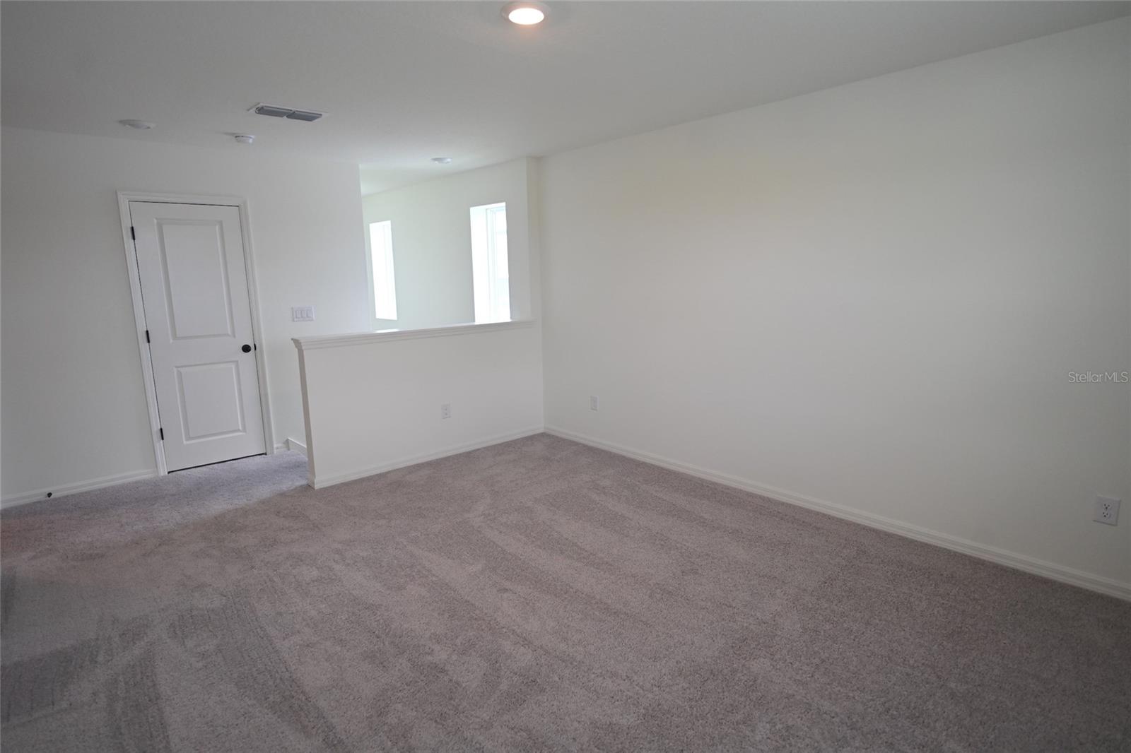 Image 14 of 31 For 9537 Sandy Bluffs Circle