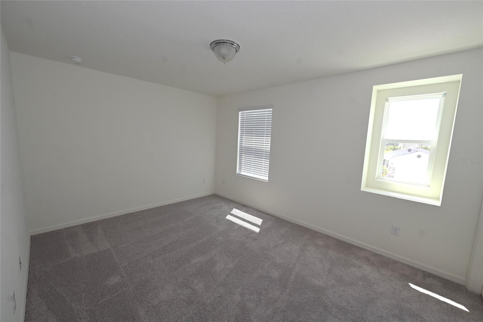 Image 15 of 31 For 9537 Sandy Bluffs Circle