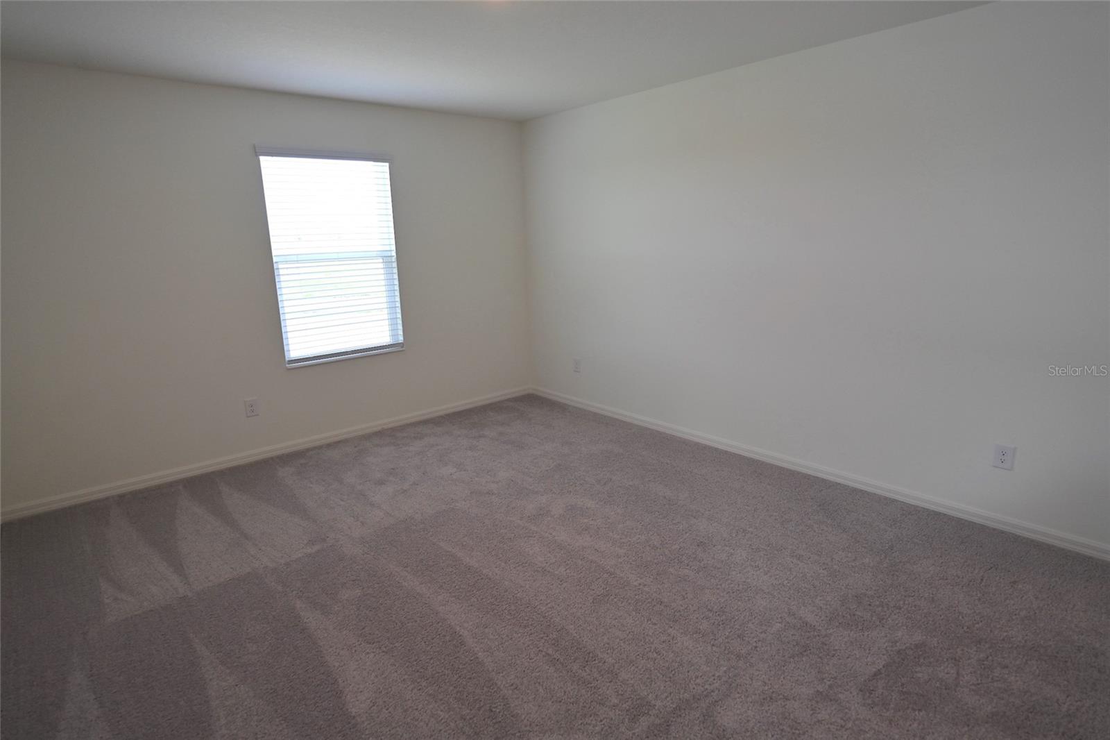 Image 16 of 31 For 9537 Sandy Bluffs Circle