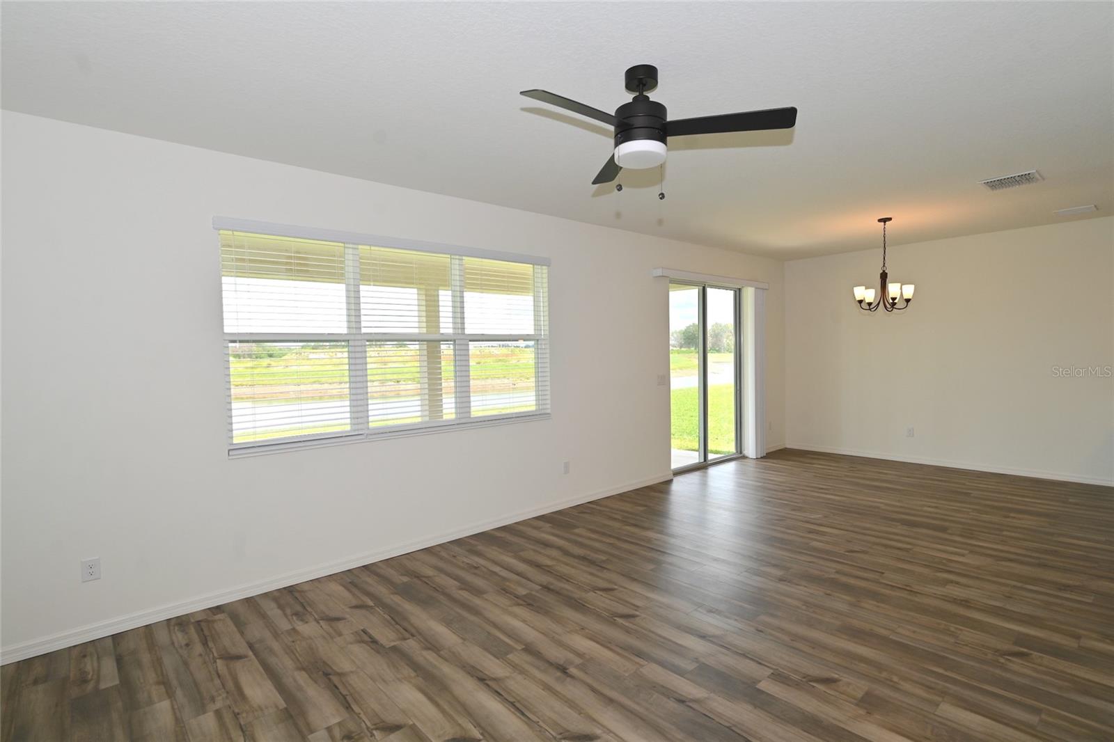 Image 8 of 31 For 9537 Sandy Bluffs Circle