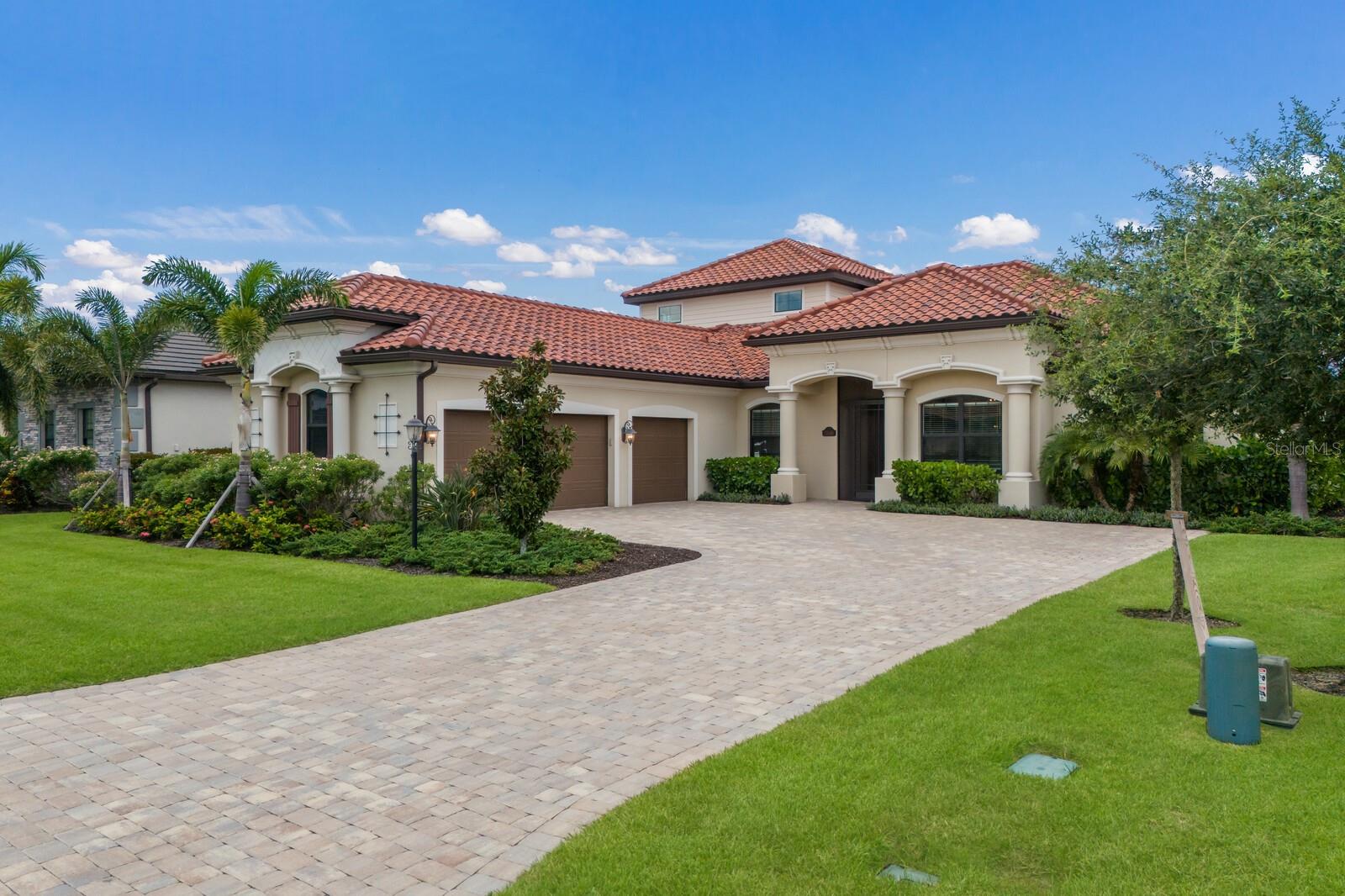 Image 57 of 100 For 5569 Mulligan Way
