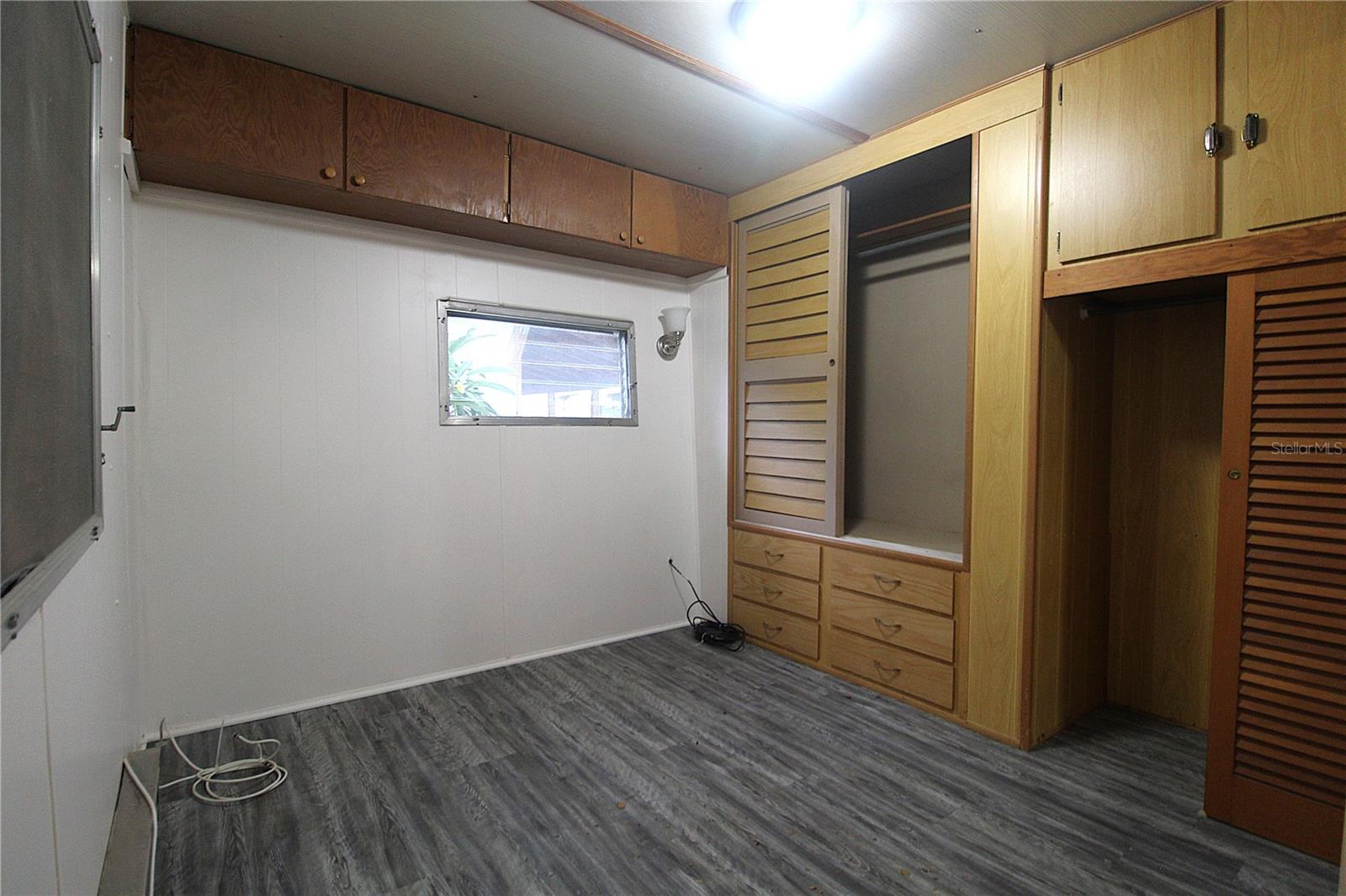 Image 11 of 15 For 512 50th Avenue Drive W