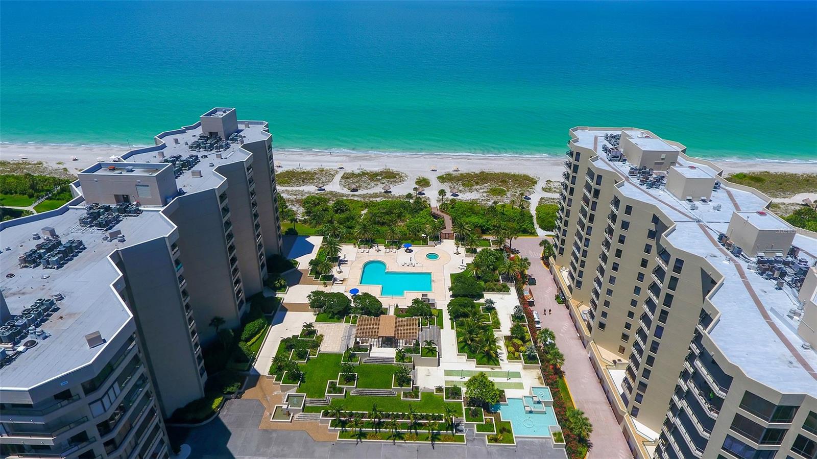 Image 3 of 38 For 1211 Gulf Of Mexico Drive 105