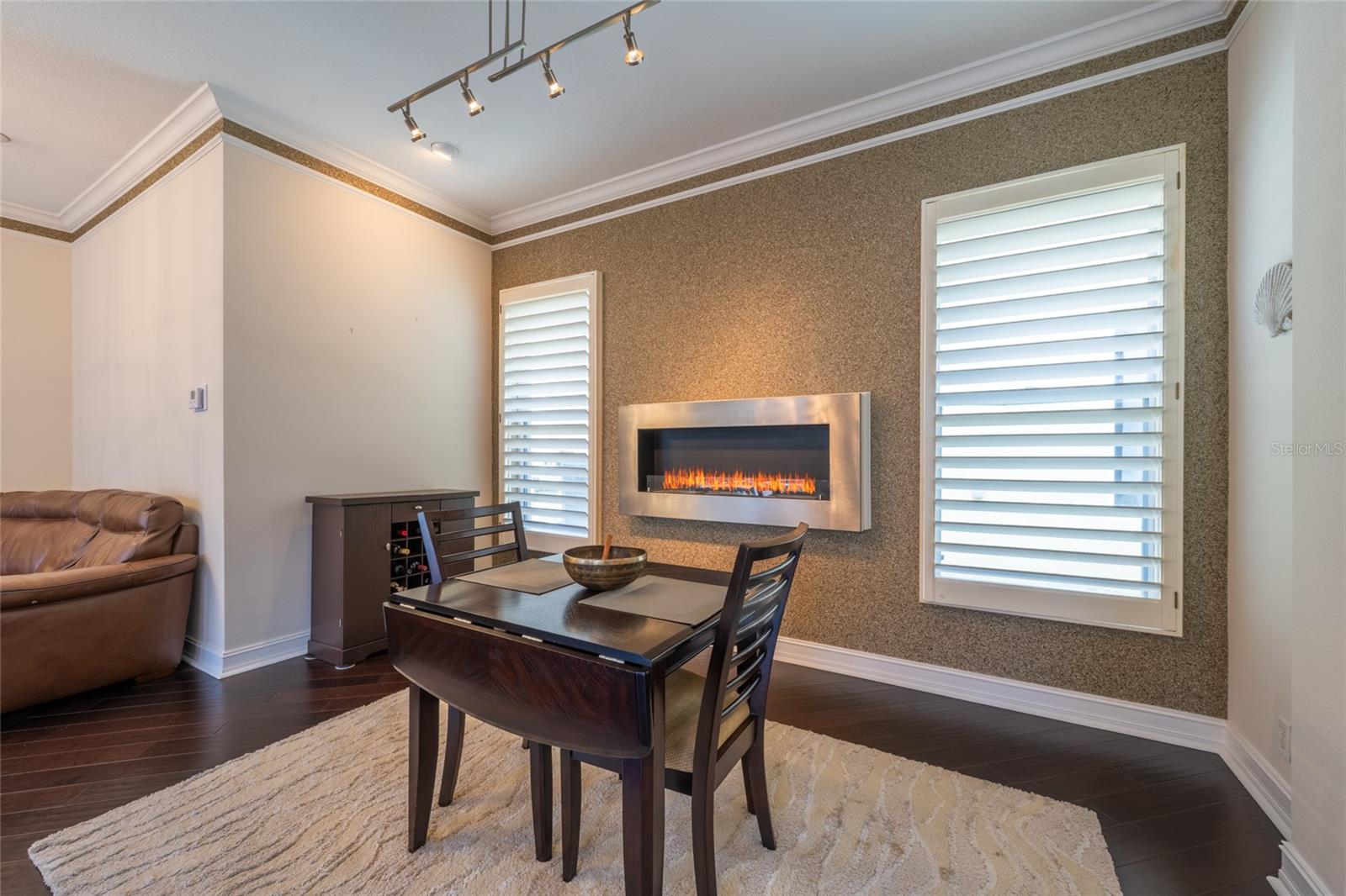 Image 29 of 62 For 303 9th Avenue E