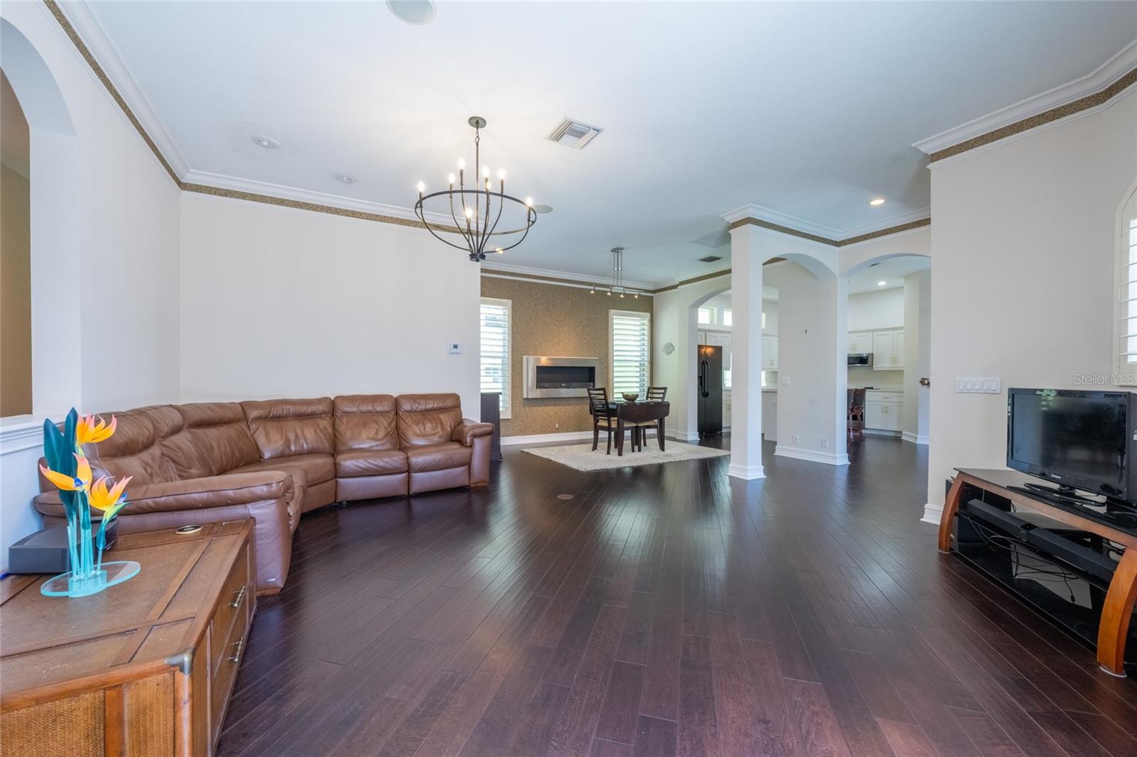 Image 30 of 62 For 303 9th Avenue E