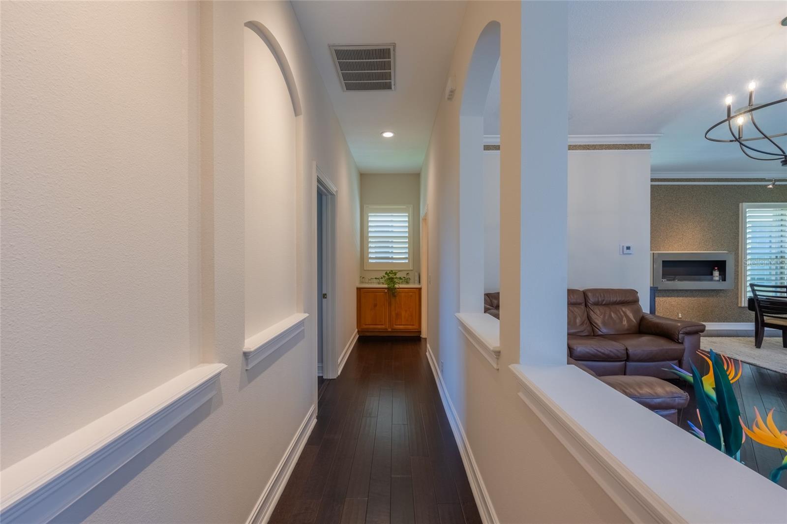 Image 33 of 62 For 303 9th Avenue E