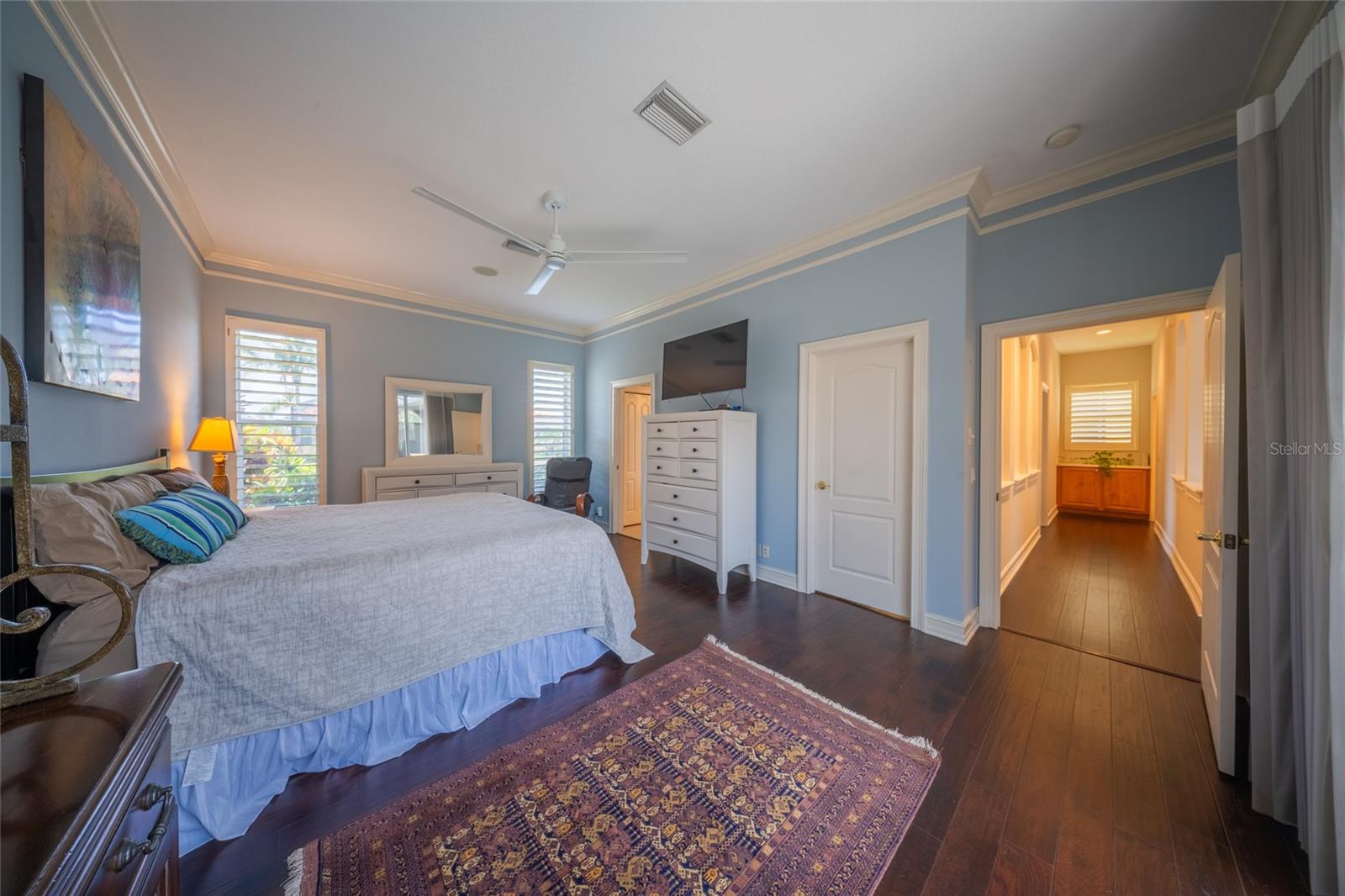 Image 34 of 62 For 303 9th Avenue E