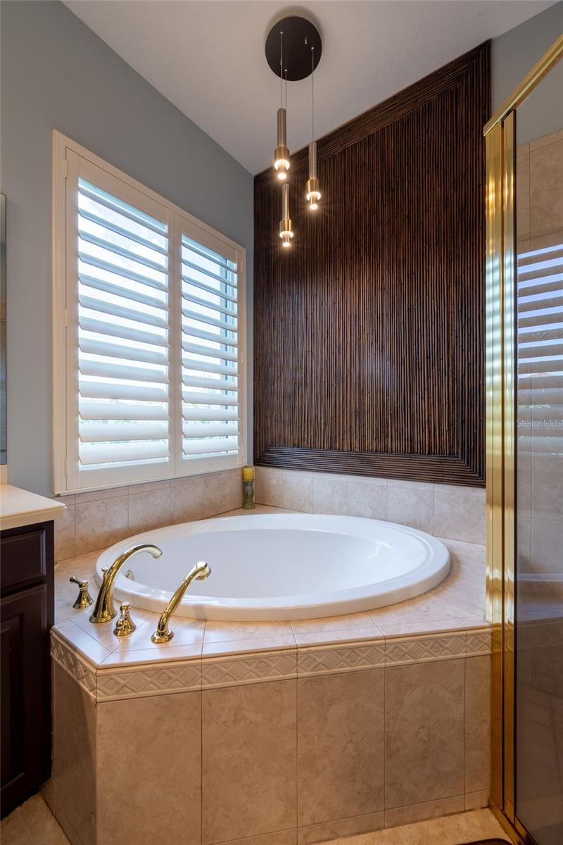 Image 43 of 62 For 303 9th Avenue E
