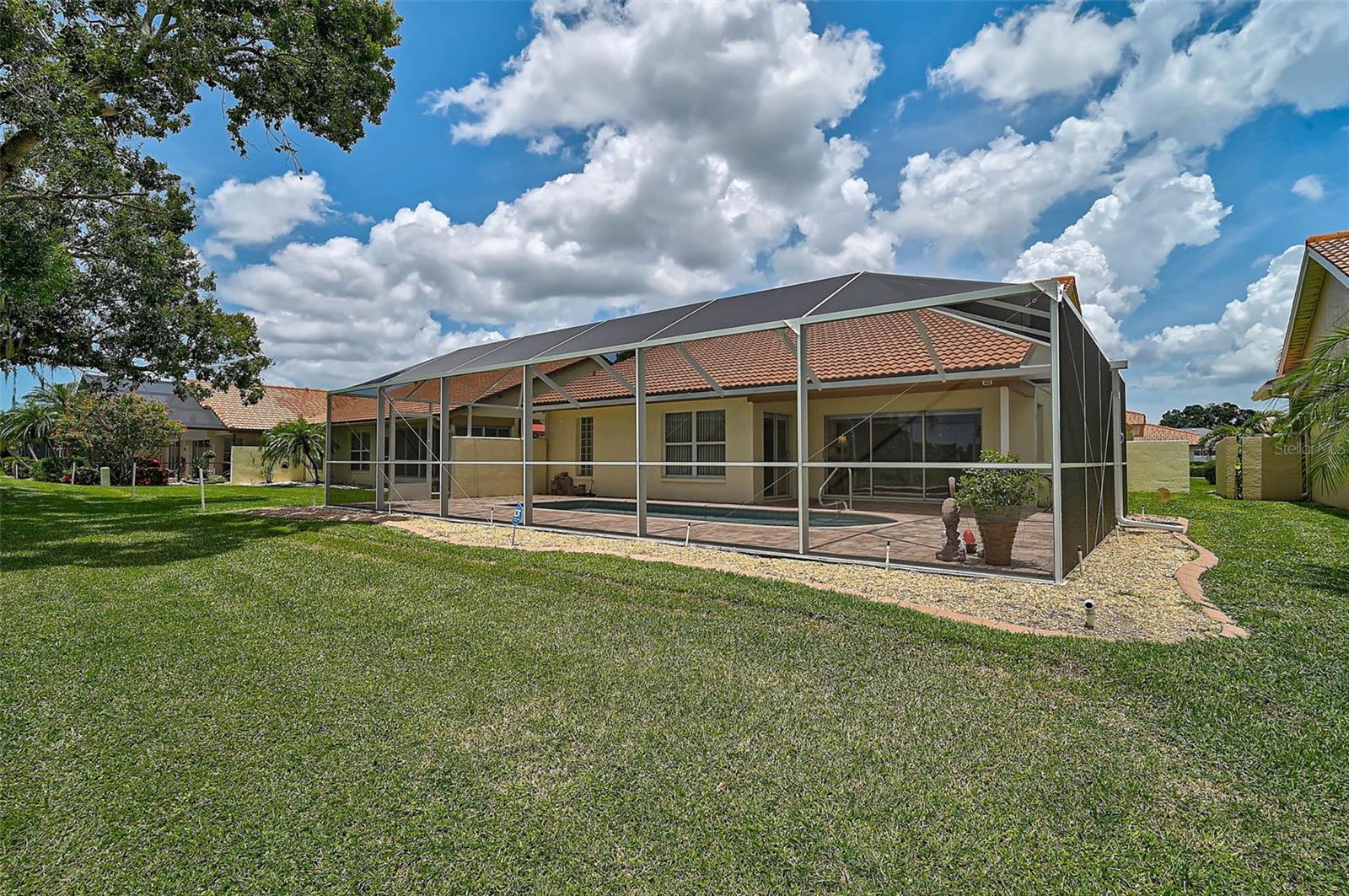 Image 30 of 48 For 4020 Murfield Drive E