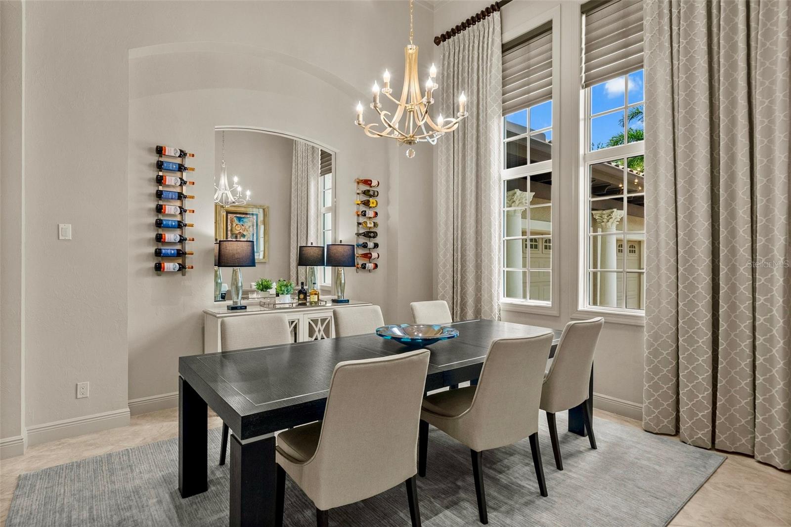 Image 12 of 94 For 6926 Lacantera Circle