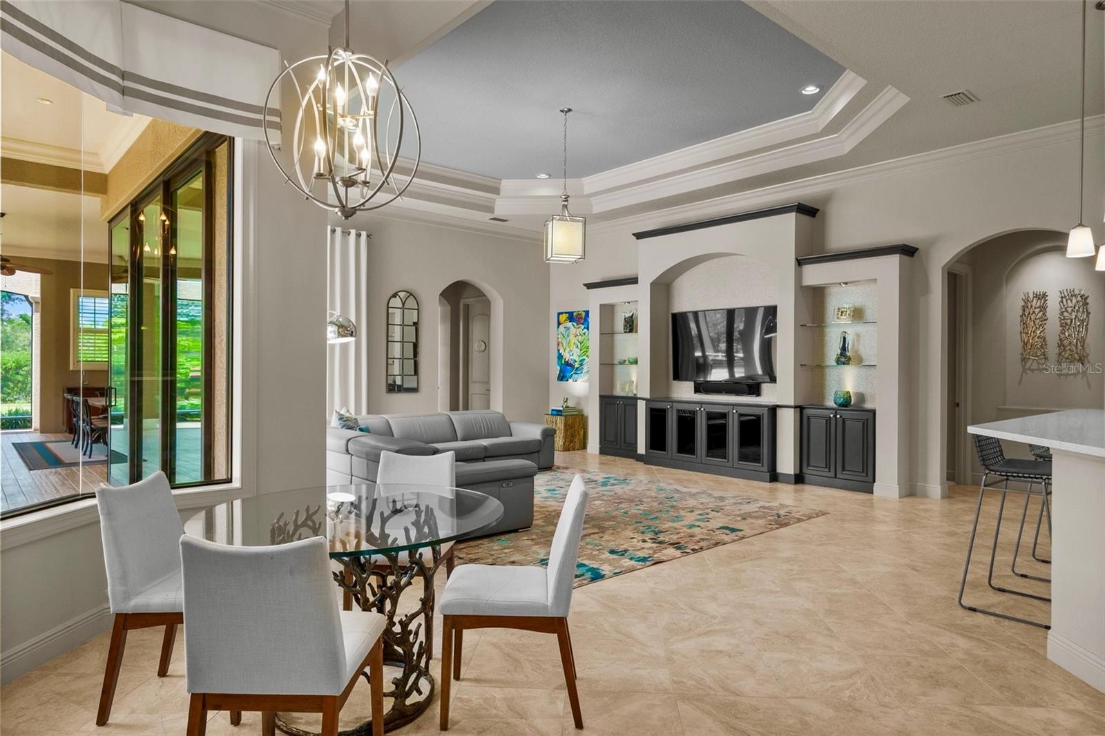 Image 27 of 94 For 6926 Lacantera Circle