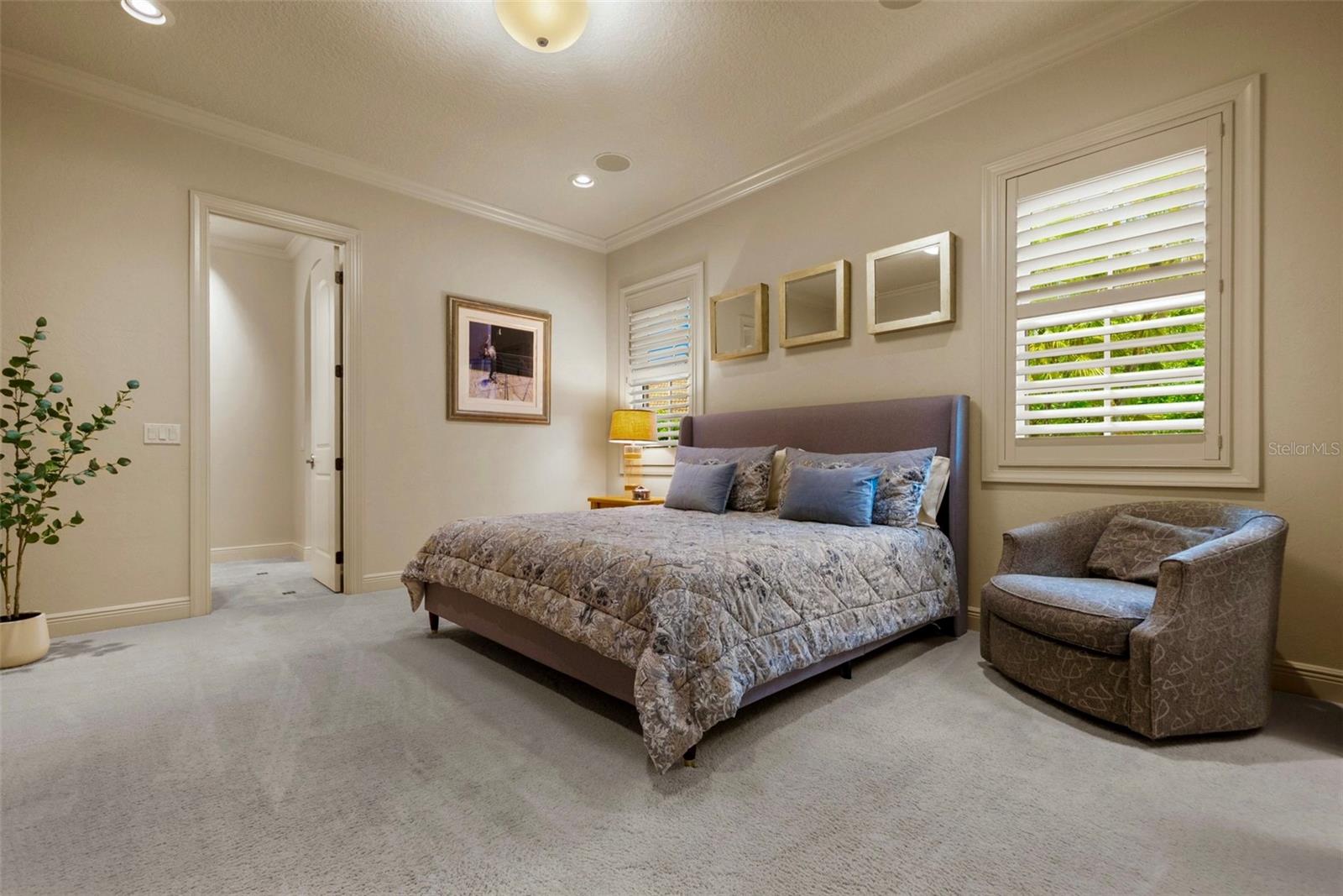 Image 49 of 94 For 6926 Lacantera Circle