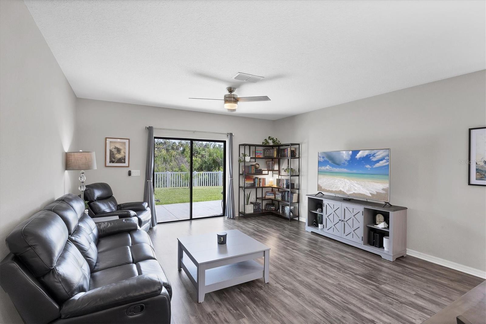 Image 6 of 46 For 4456 Lindever Lane
