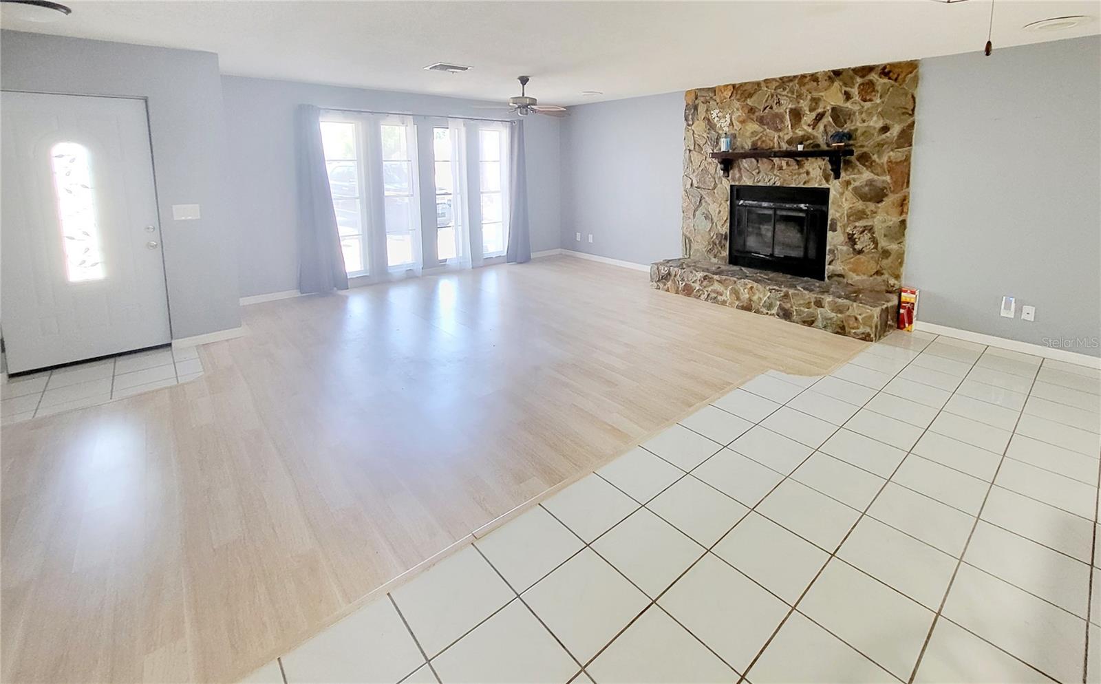 Image 2 of 16 For 3215 51st Avenue Terrace W