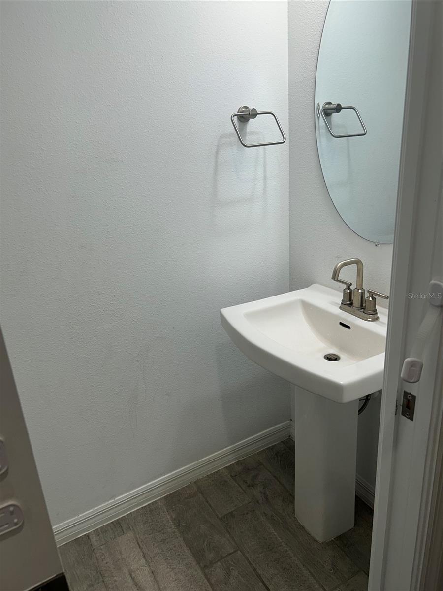 Image 11 of 20 For 9024 Tequila Sunrise Drive