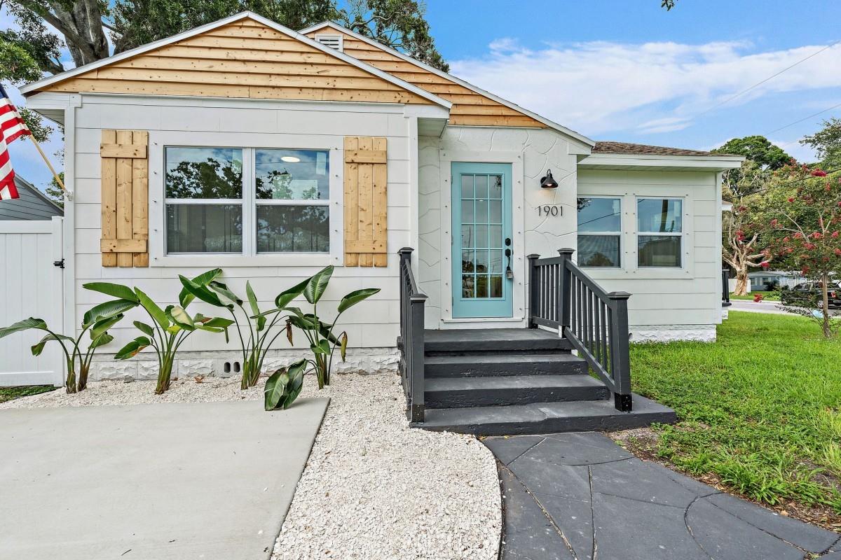Details for 1901 18th Avenue N, ST PETERSBURG, FL 33713
