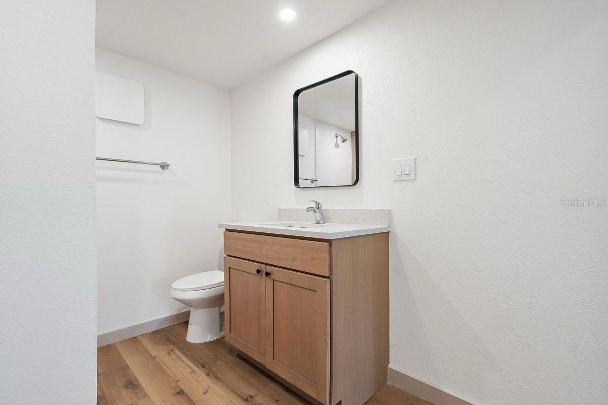 Image 13 of 24 For 1901 18th Avenue N
