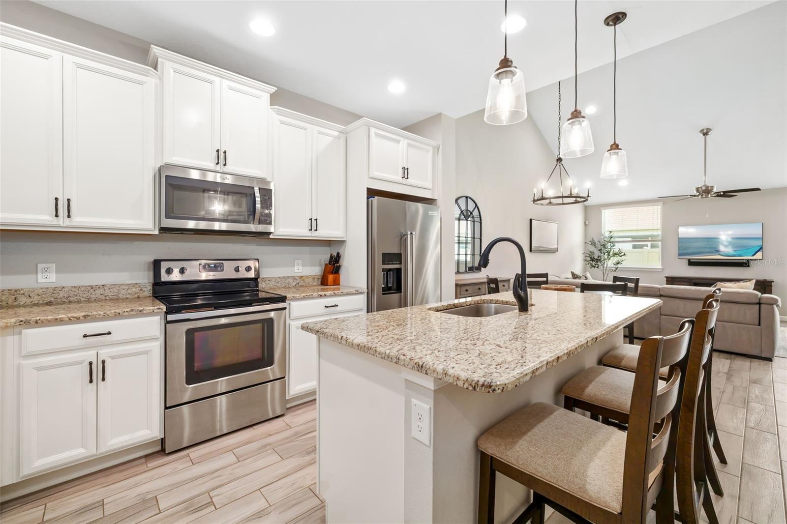 Image 13 of 44 For 11736 Meadowgate Place