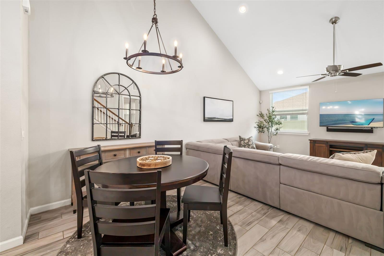 Image 14 of 44 For 11736 Meadowgate Place