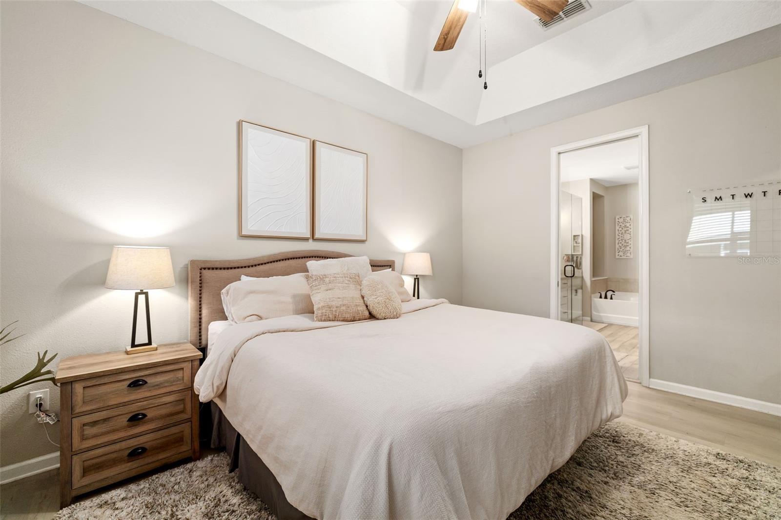 Image 16 of 44 For 11736 Meadowgate Place