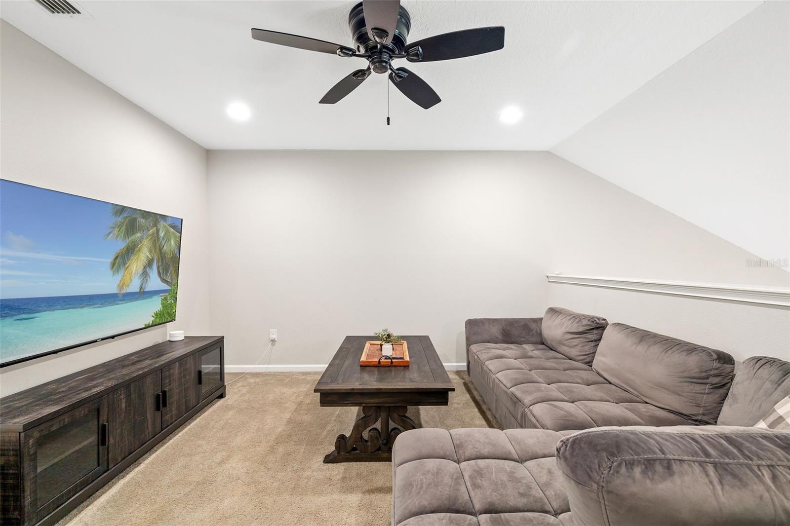 Image 23 of 44 For 11736 Meadowgate Place