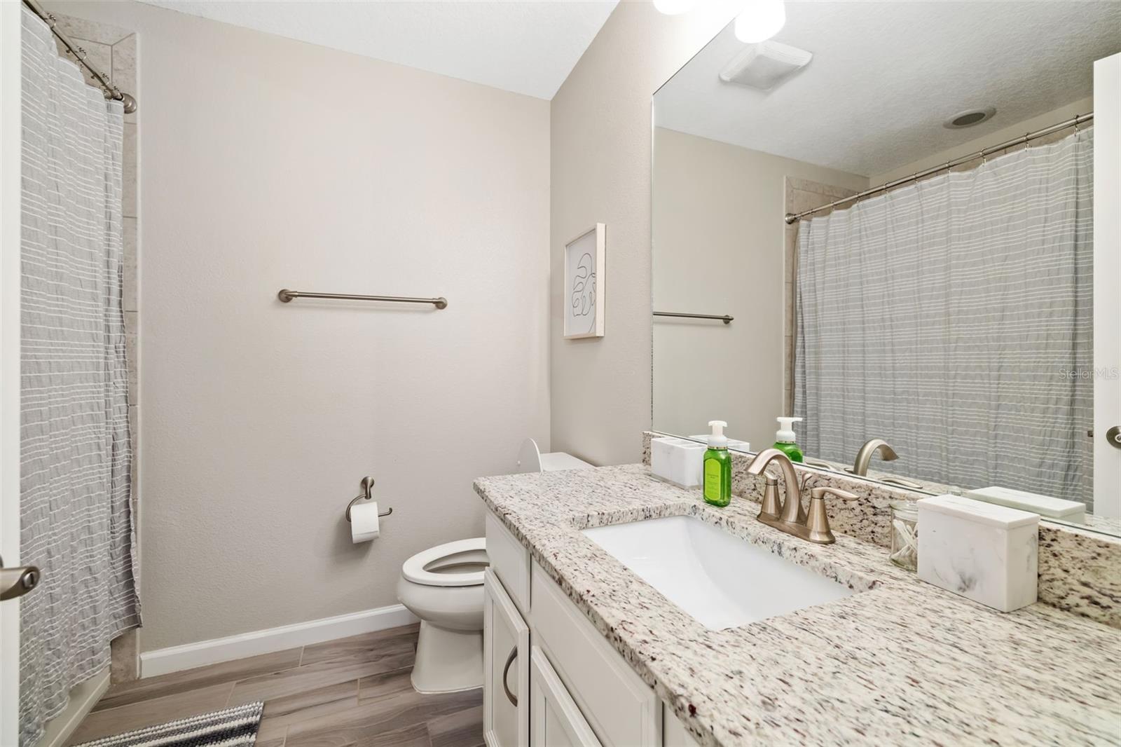 Image 26 of 44 For 11736 Meadowgate Place