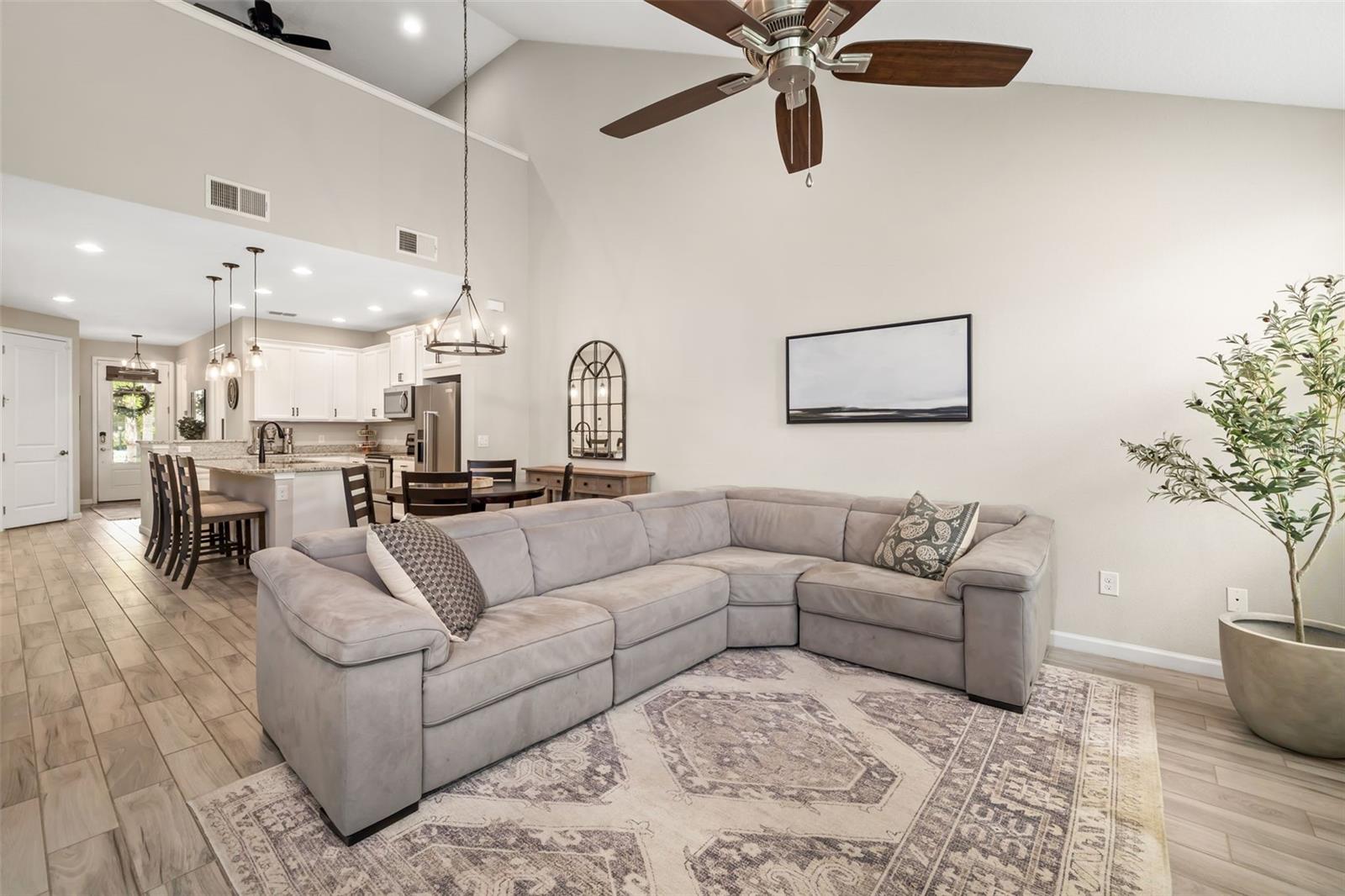Image 3 of 44 For 11736 Meadowgate Place