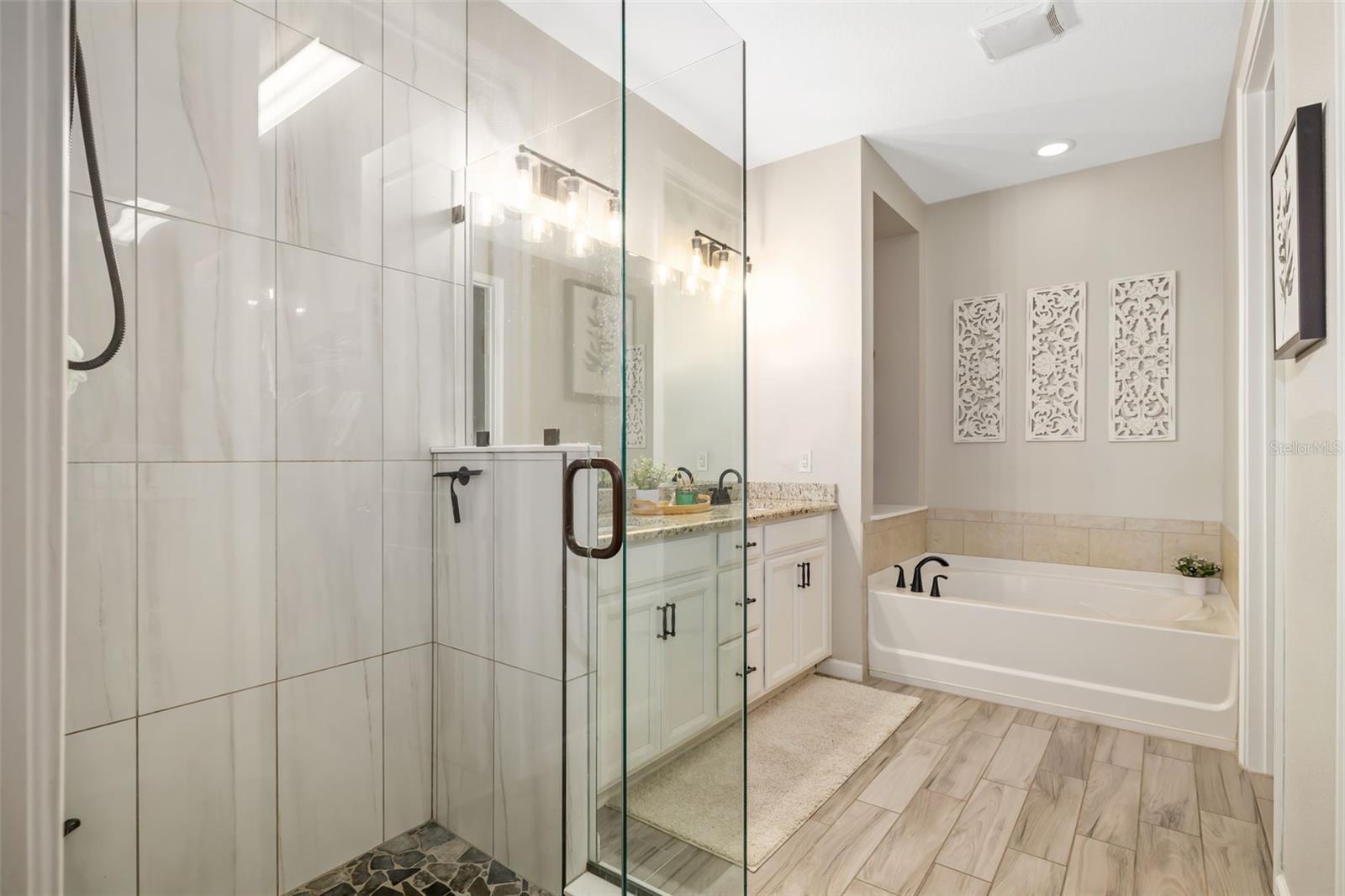 Image 4 of 44 For 11736 Meadowgate Place