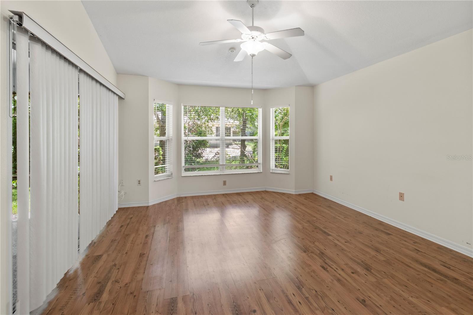 Image 16 of 33 For 2403 63rd Street W