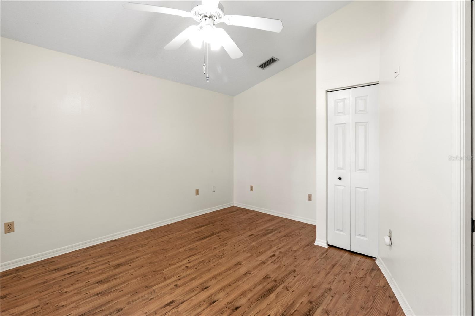 Image 23 of 33 For 2403 63rd Street W