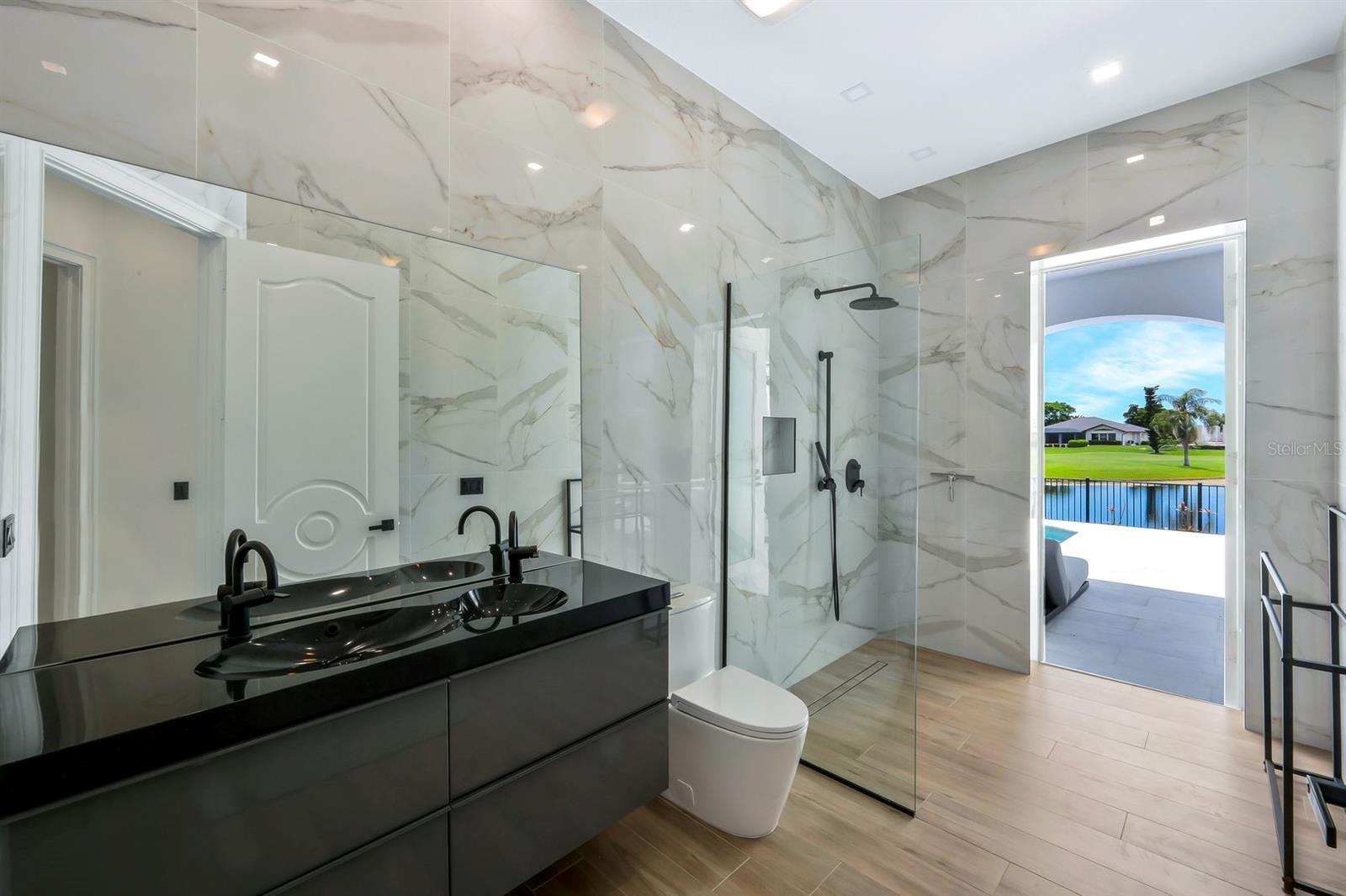 Image 31 of 52 For 11929 Princess Grace Court