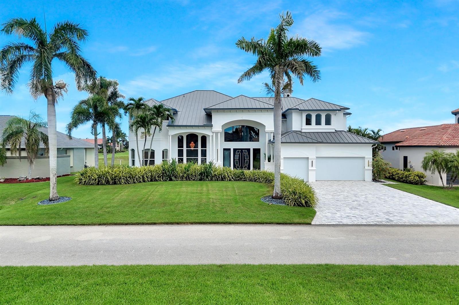 Image 9 of 52 For 11929 Princess Grace Court