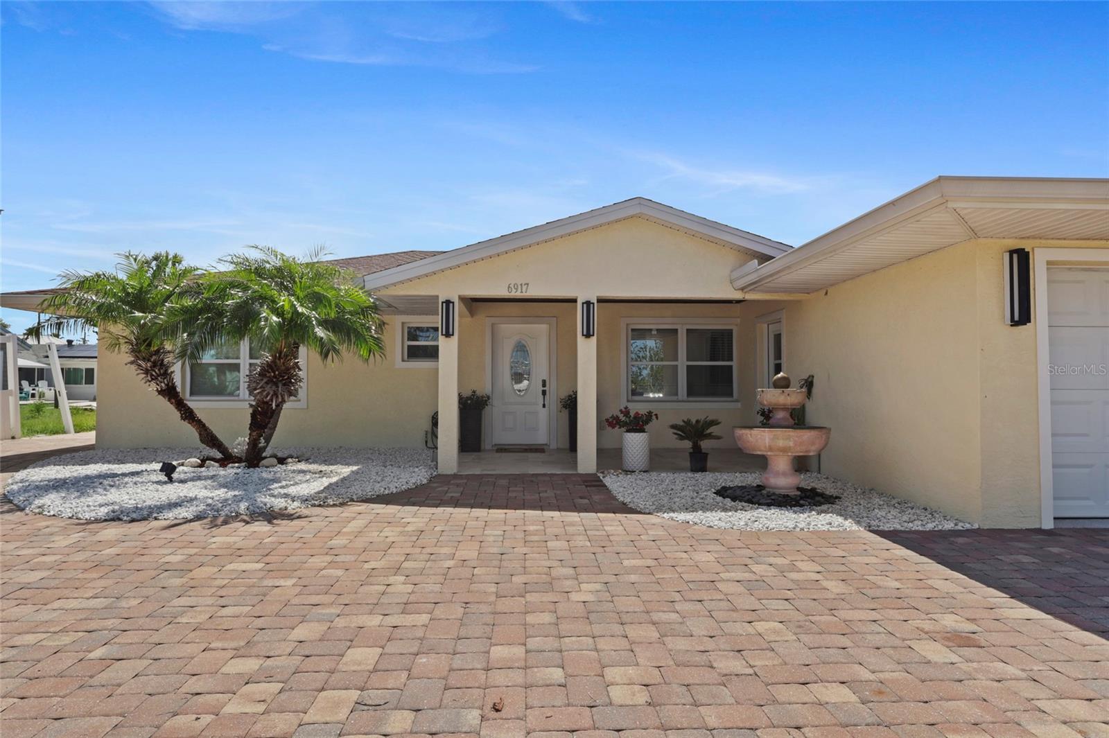 Details for 6917 22nd Street W, BRADENTON, FL 34207