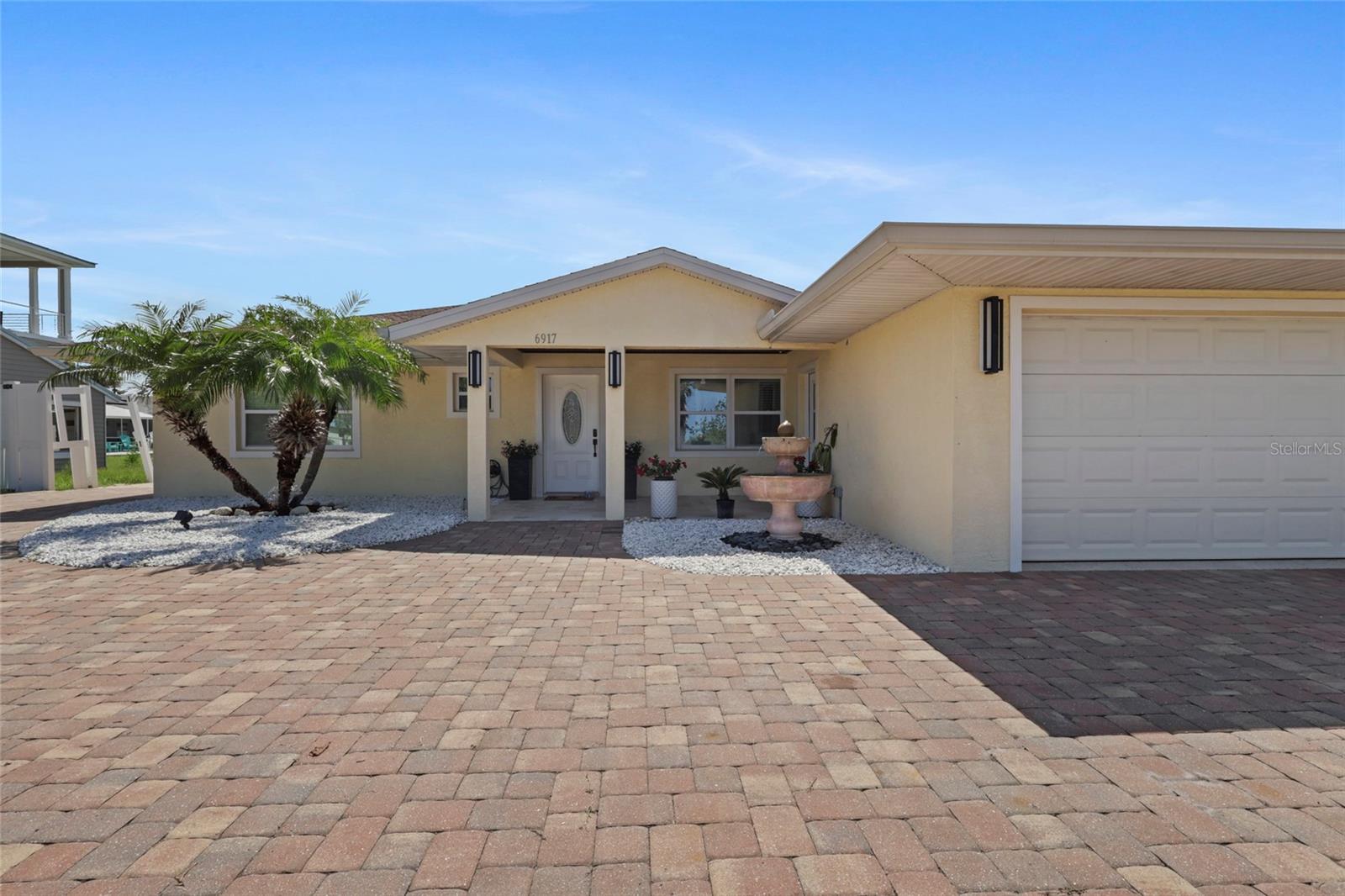 Image 10 of 38 For 6917 22nd Street W