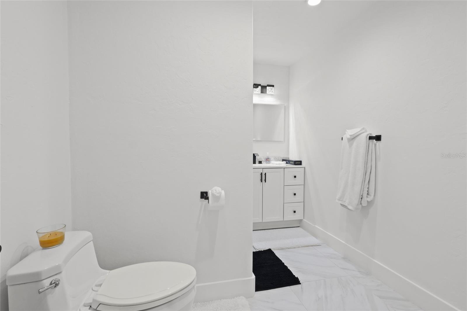 Image 22 of 38 For 6917 22nd Street W